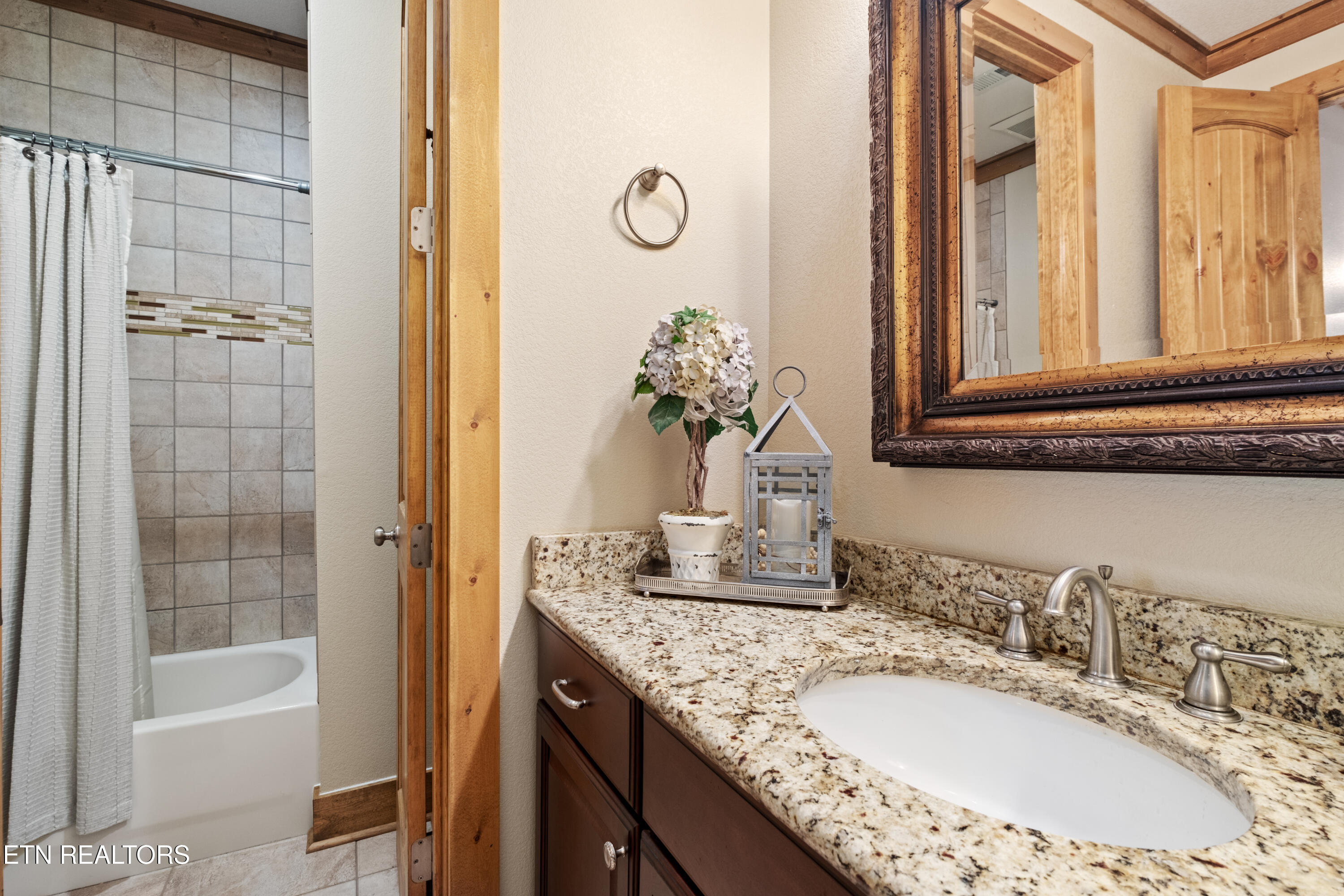 3656 Henry Town Road Sevierville TN 37876