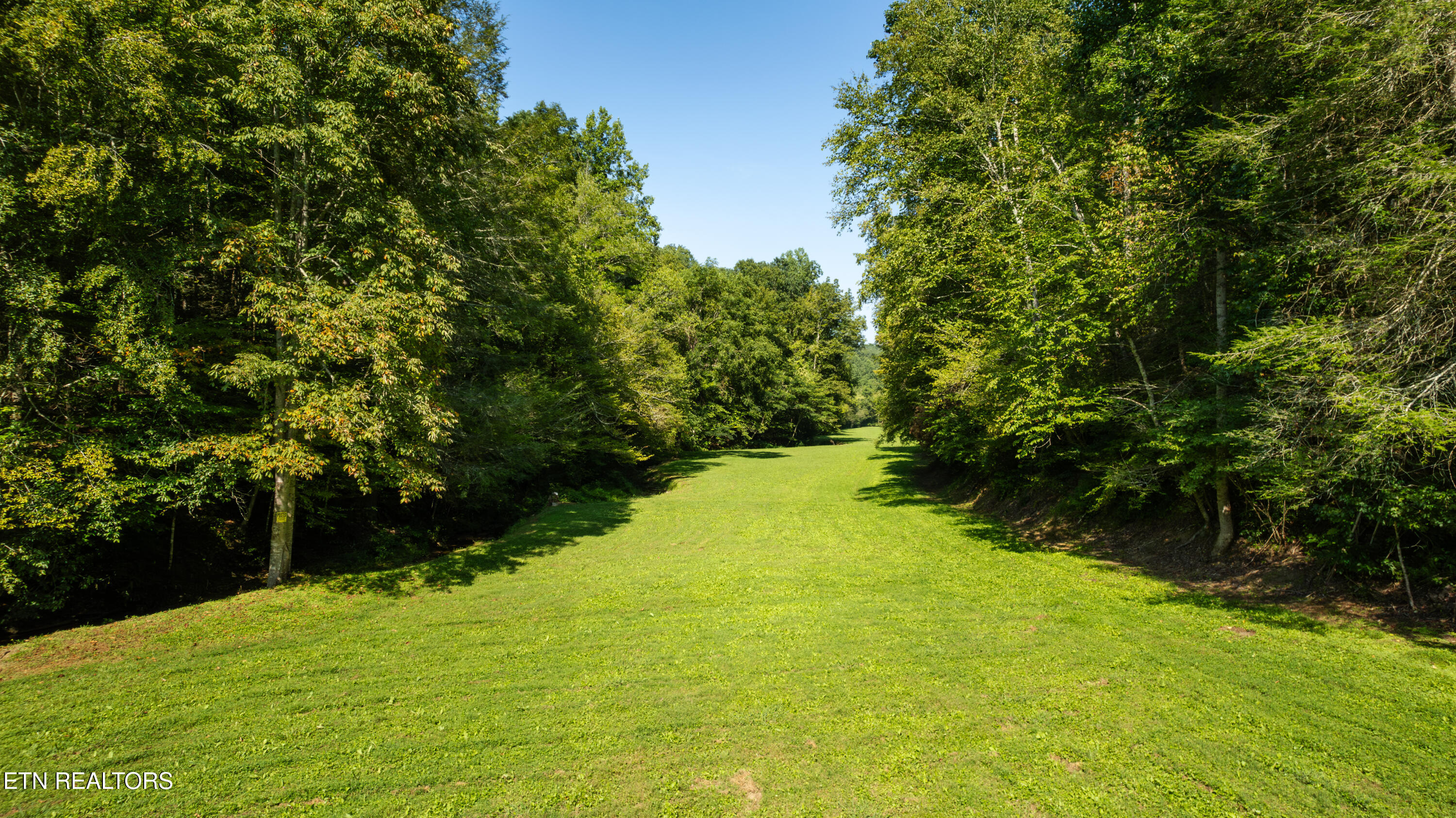3656 Henry Town Road Sevierville TN 37876