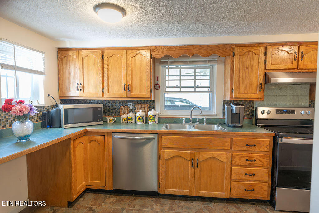 239 Wooldridge Lane Jellico TN 37762