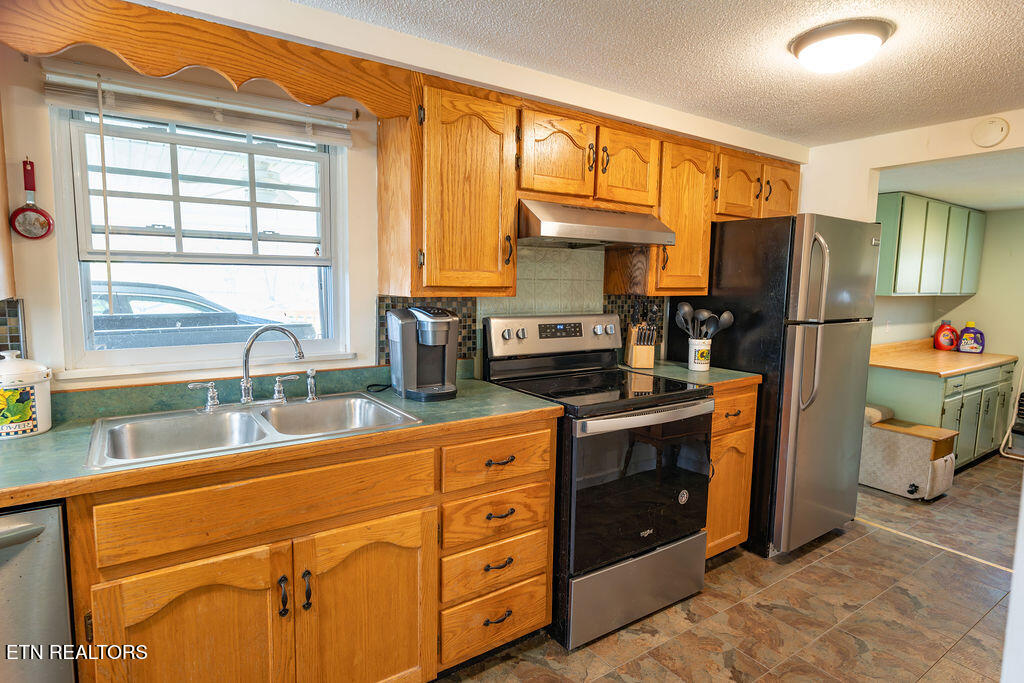 239 Wooldridge Lane Jellico TN 37762