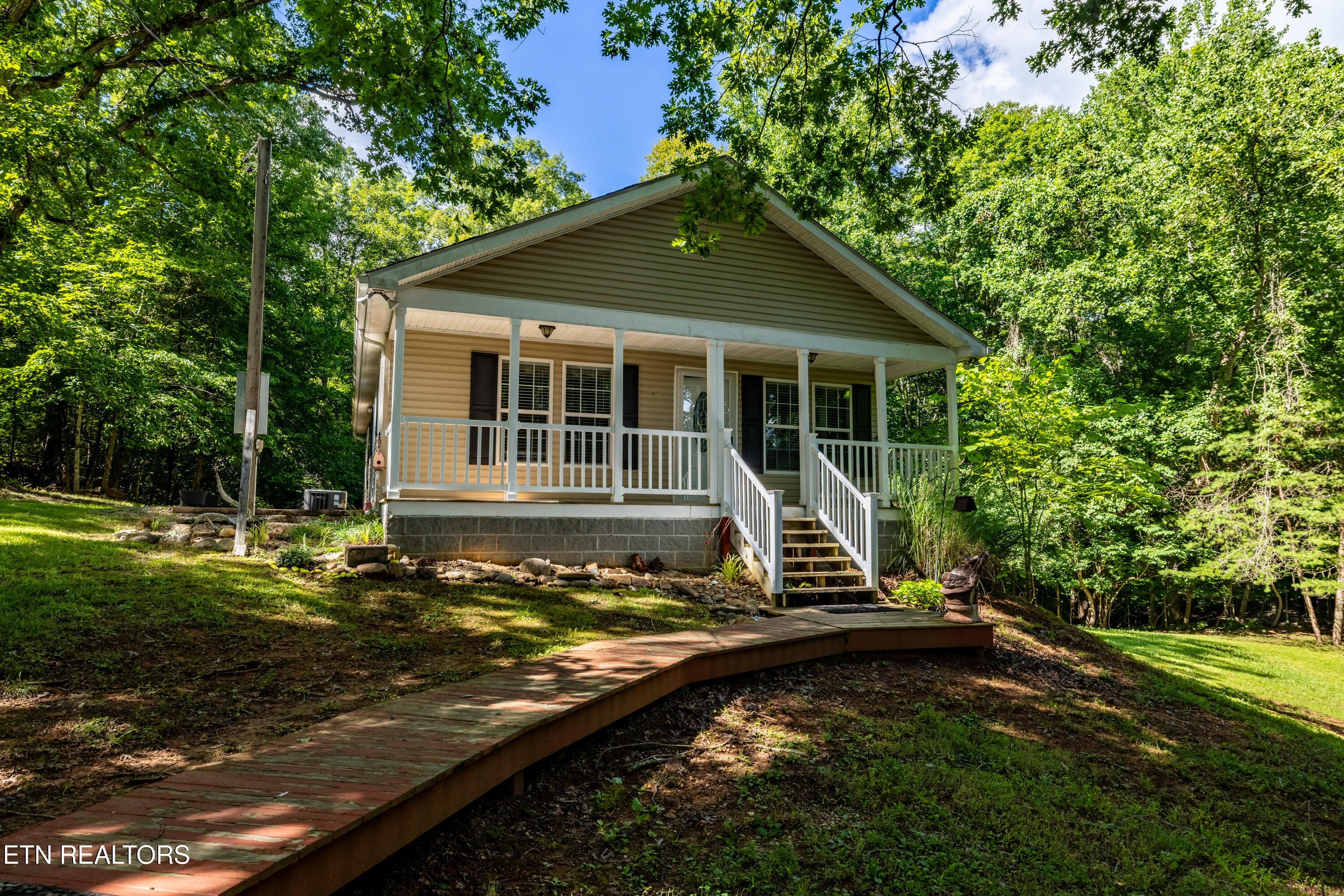 2311 Smith School Road Knoxville TN 37914
