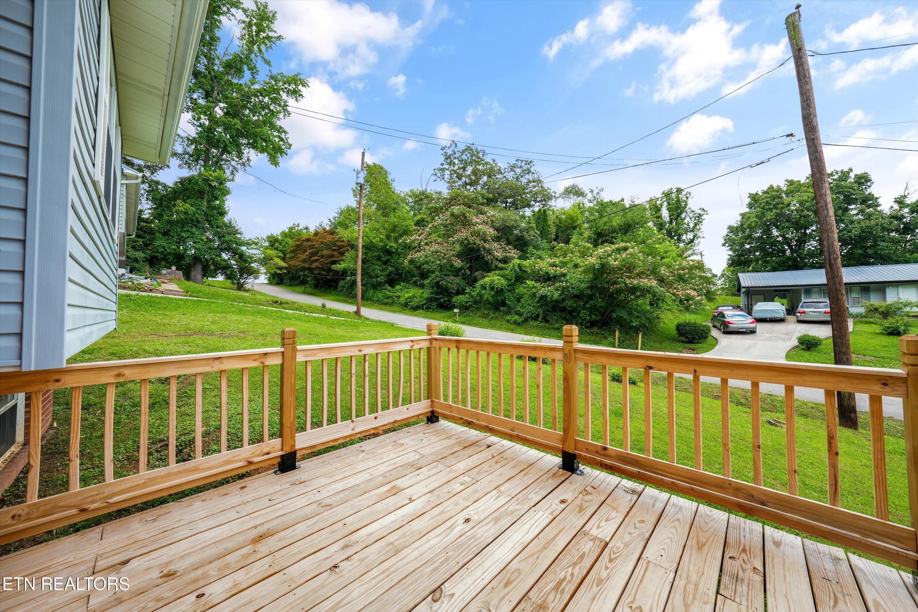 503 Martin Luther King, Jr., Drive Rockwood TN 37854