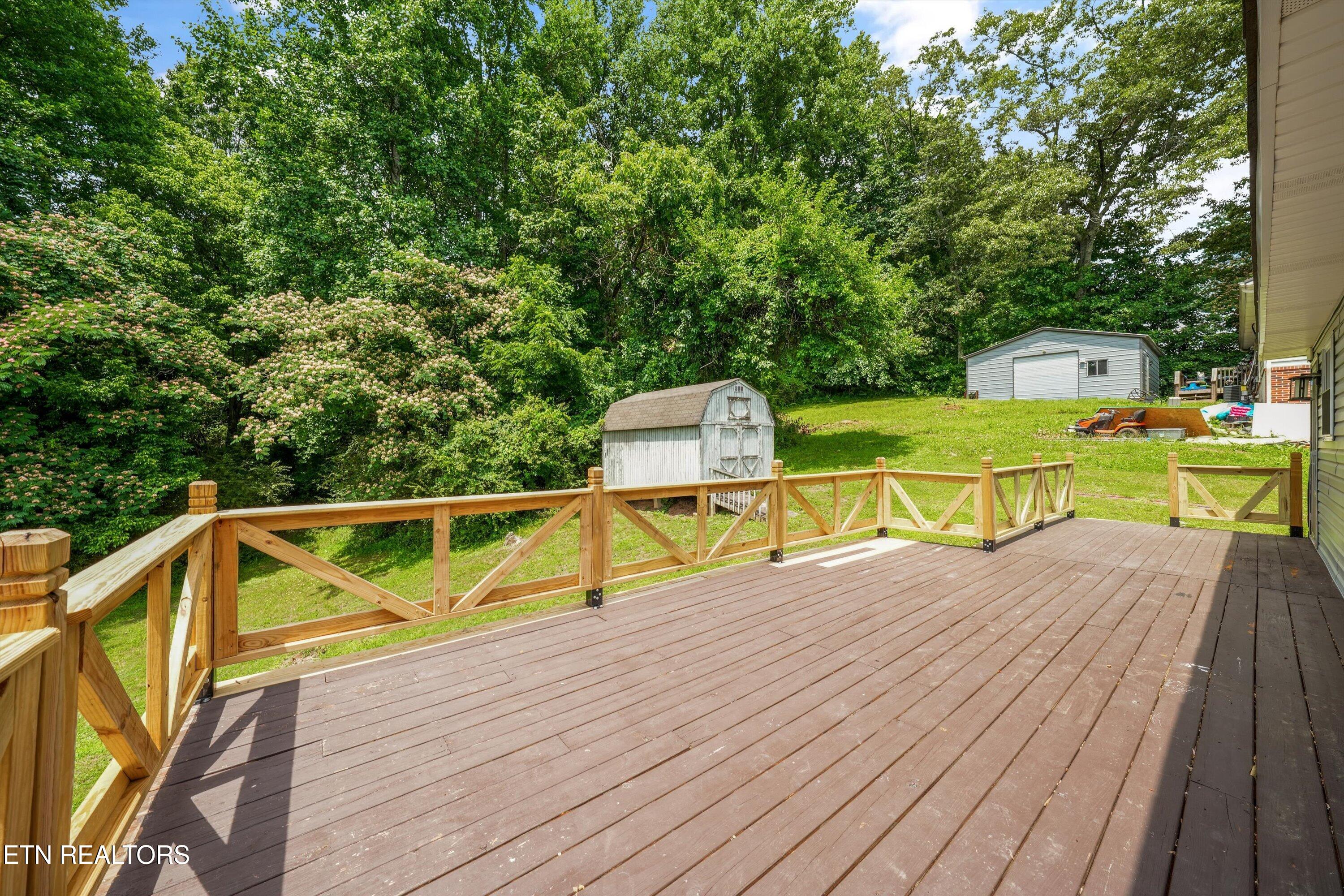 503 Martin Luther King, Jr., Drive Rockwood TN 37854