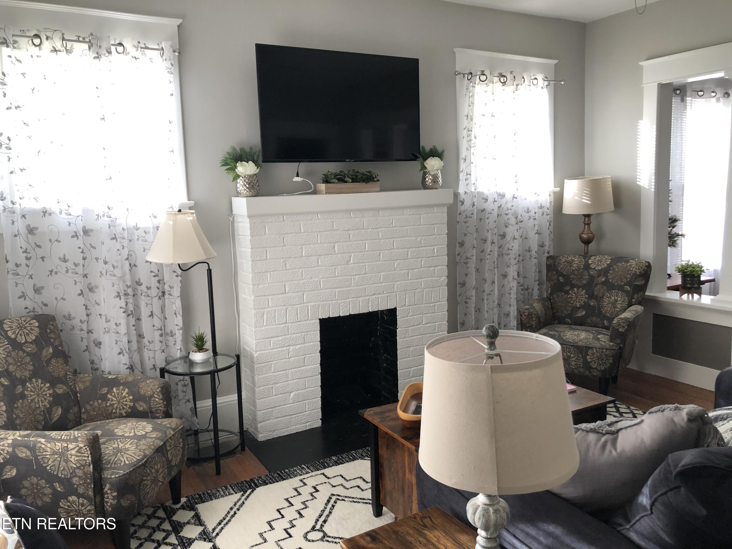 1301 Windsor Avenue Bristol TN 37620