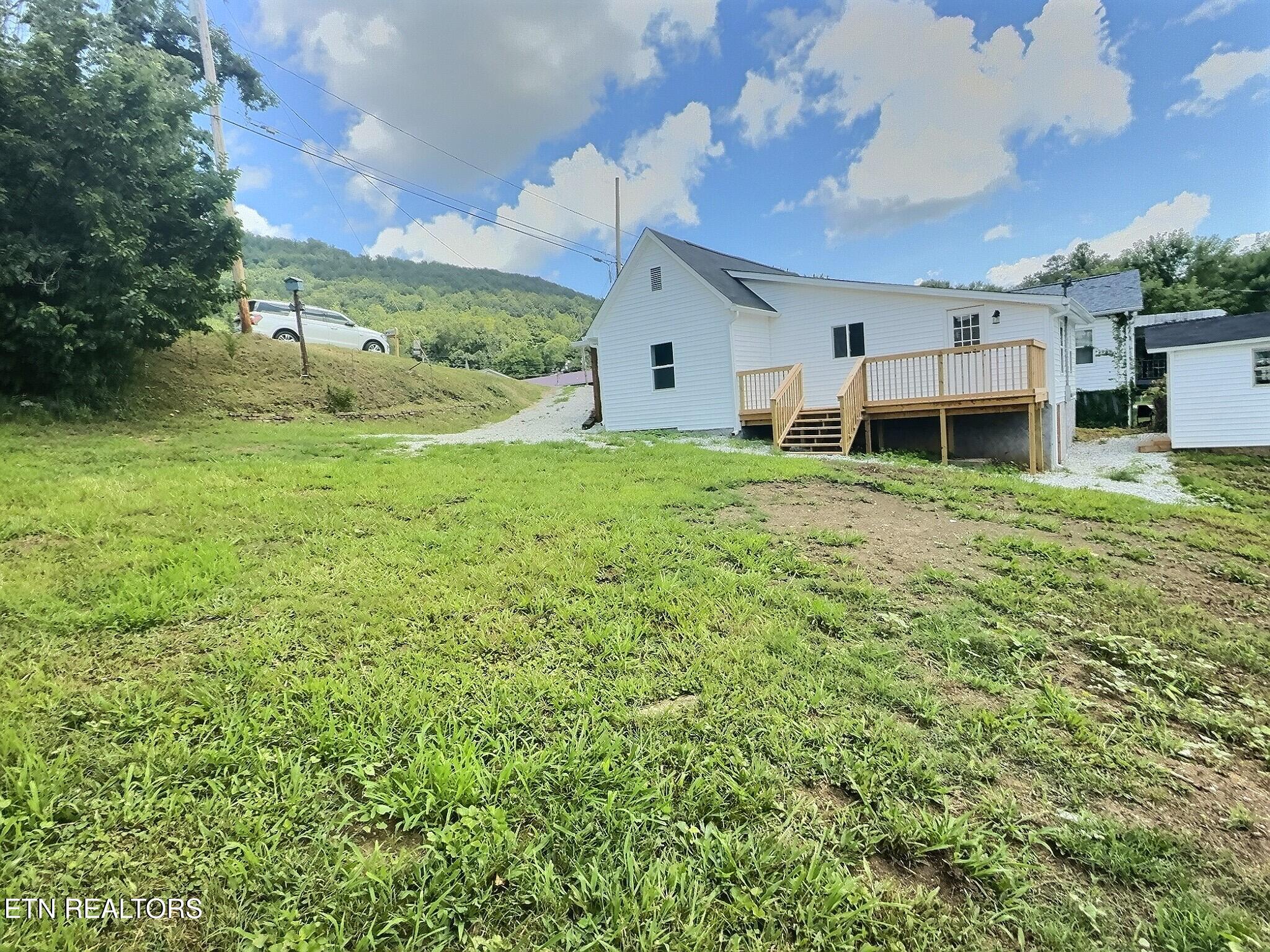 608 E Walden Street Lafollette TN 37766