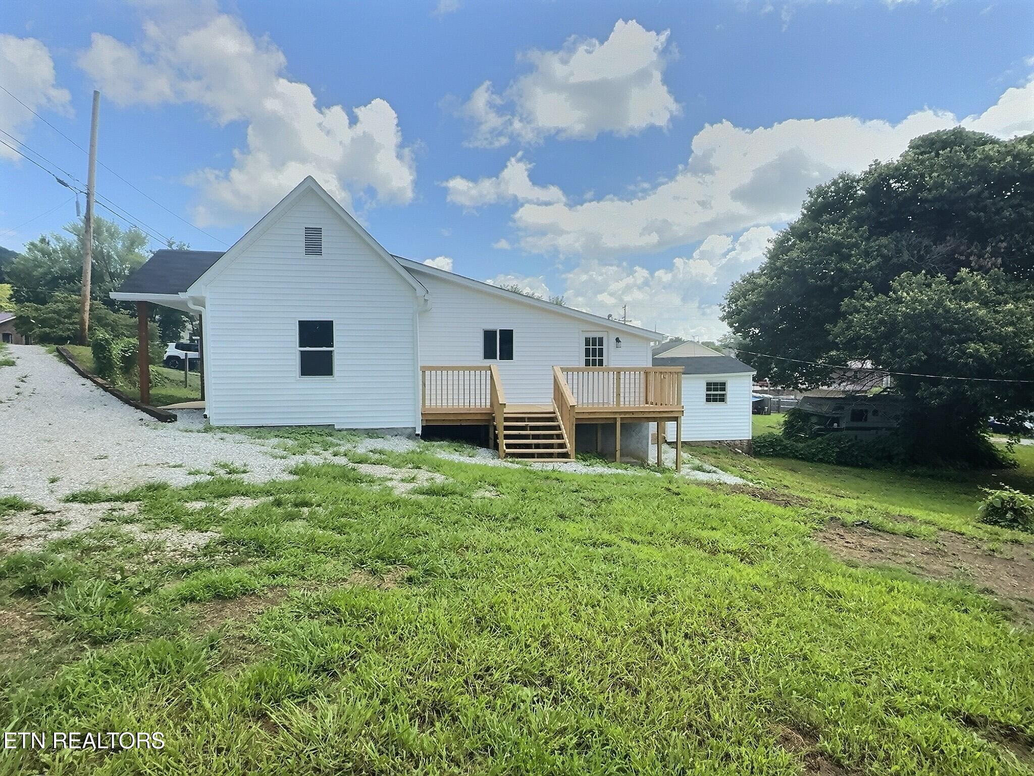 608 E Walden Street Lafollette TN 37766