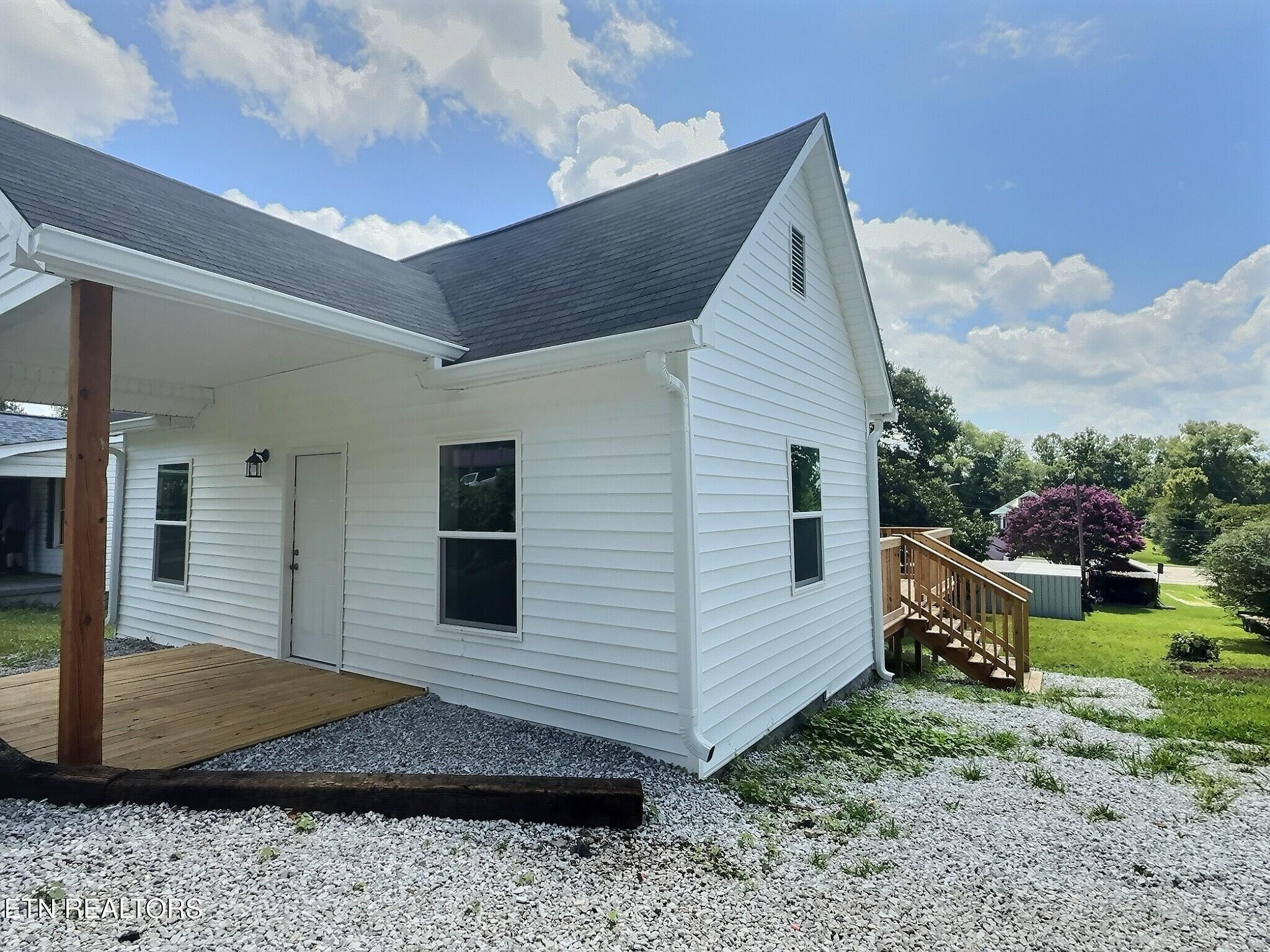 608 E Walden Street Lafollette TN 37766
