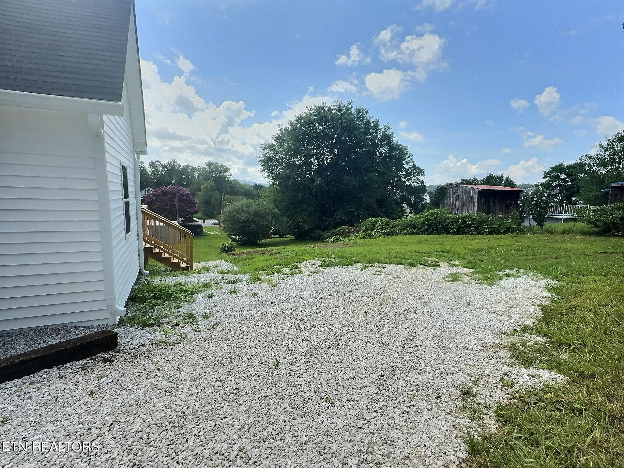 608 E Walden Street Lafollette TN 37766
