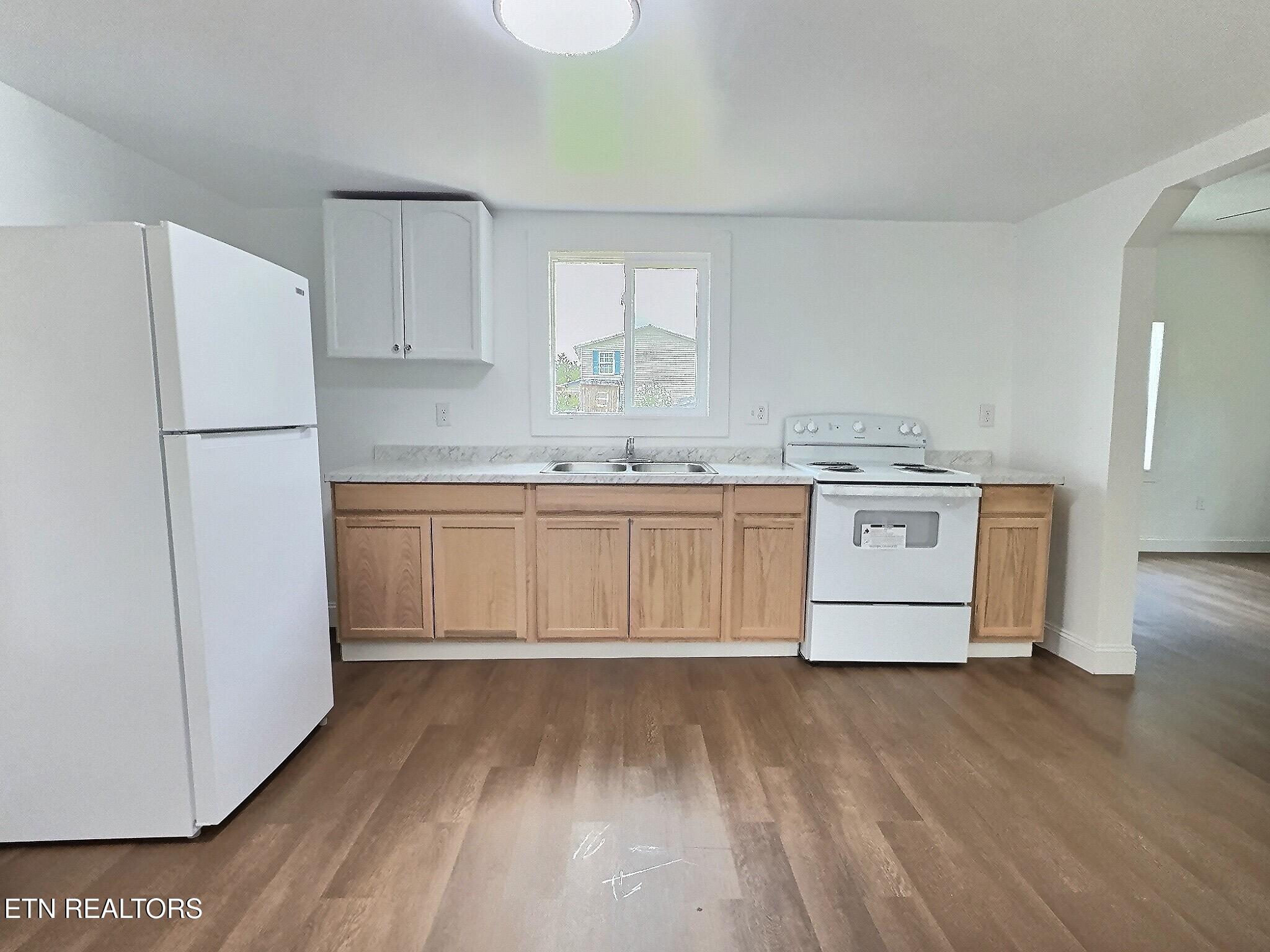 608 E Walden Street Lafollette TN 37766
