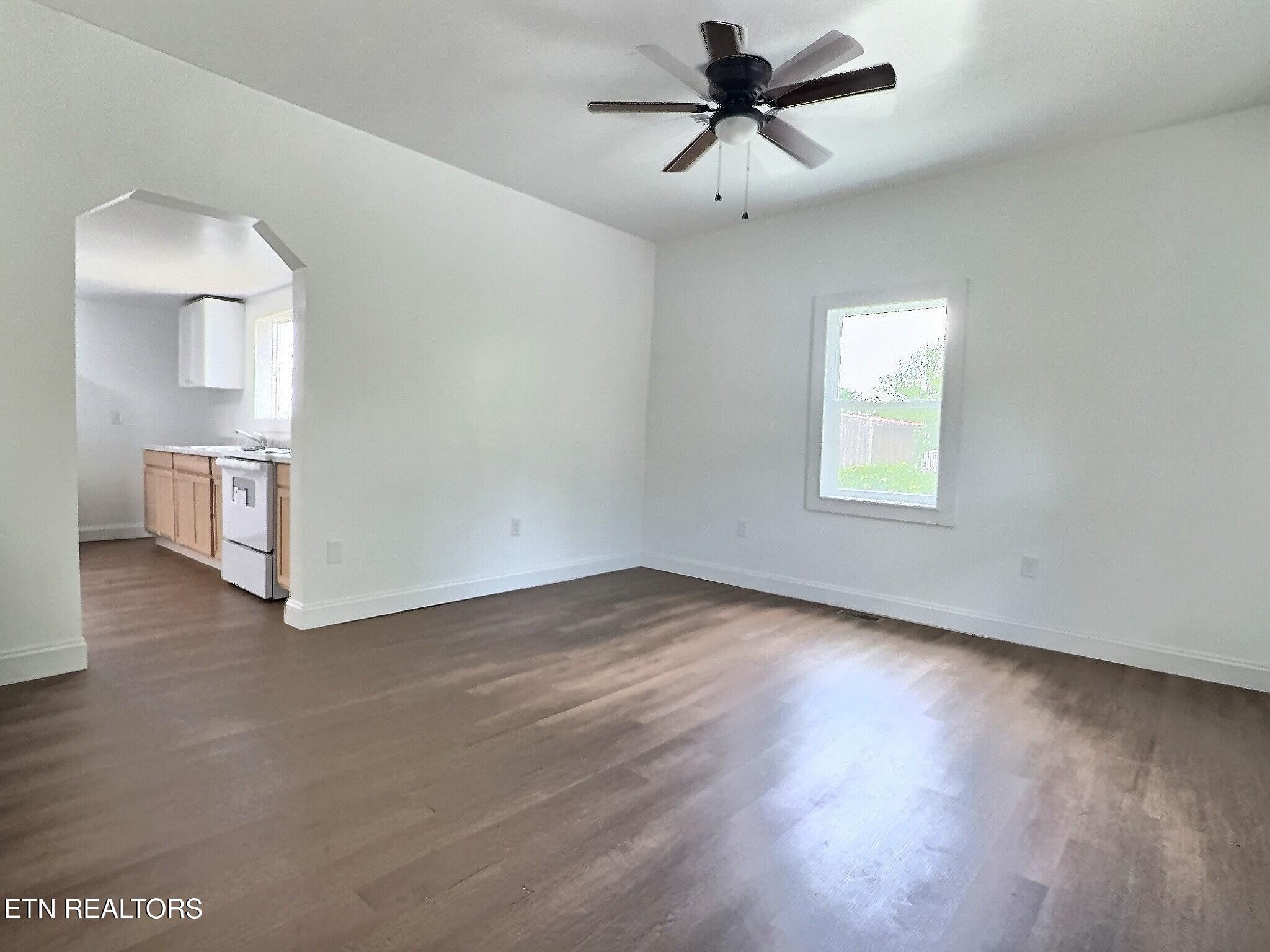 608 E Walden Street Lafollette TN 37766