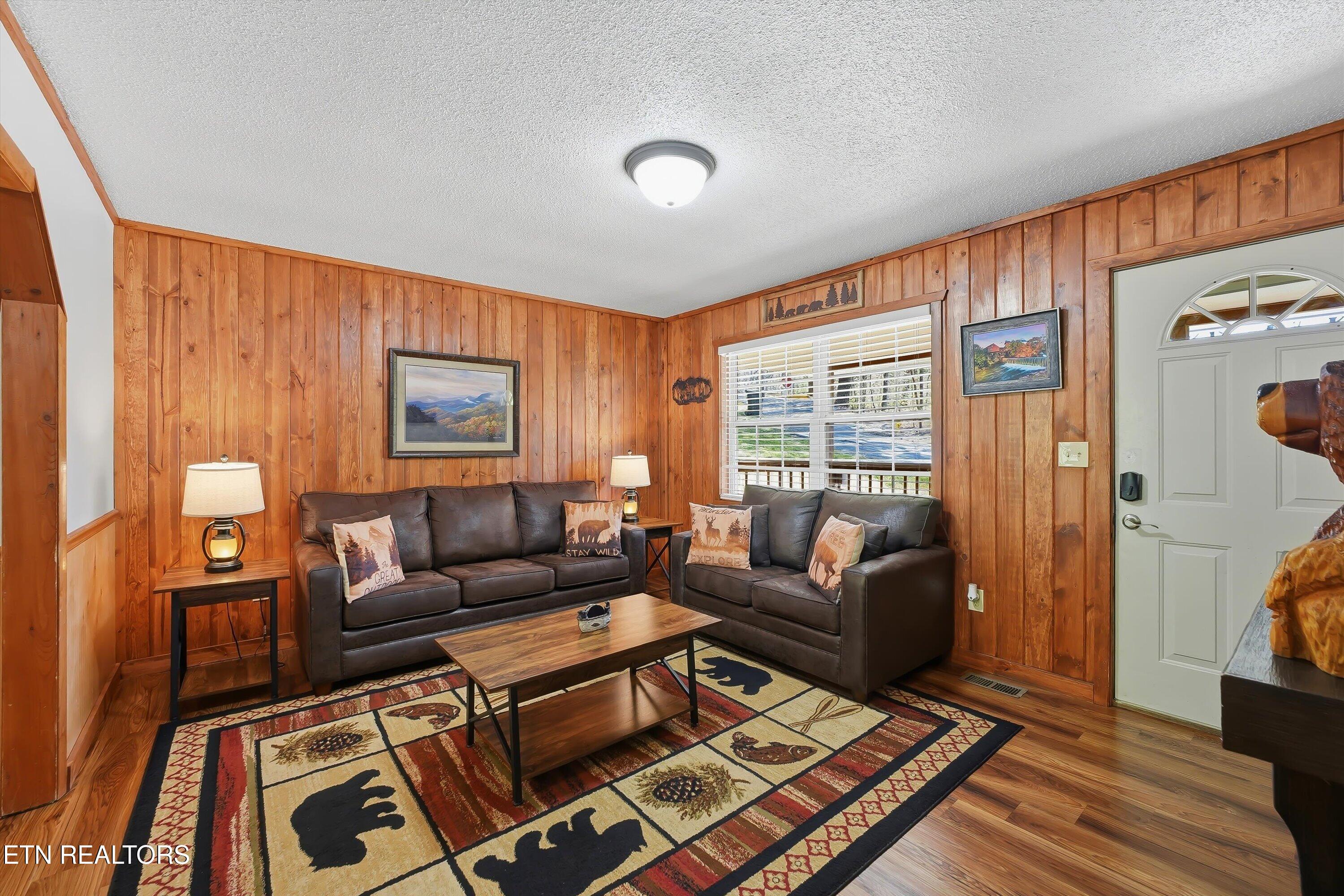 2106 Hickory Manor Road Sevierville TN 37862