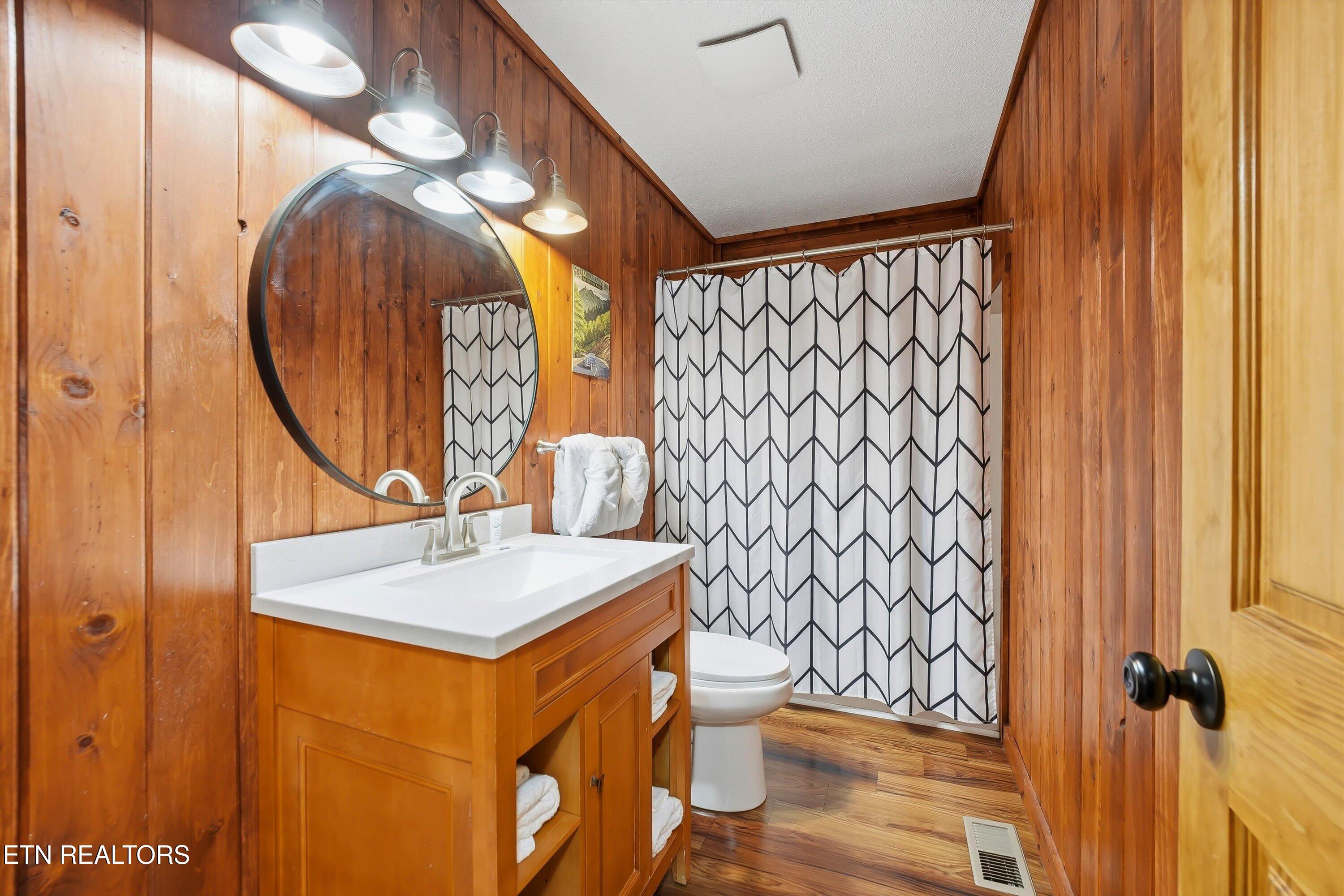 2106 Hickory Manor Road Sevierville TN 37862