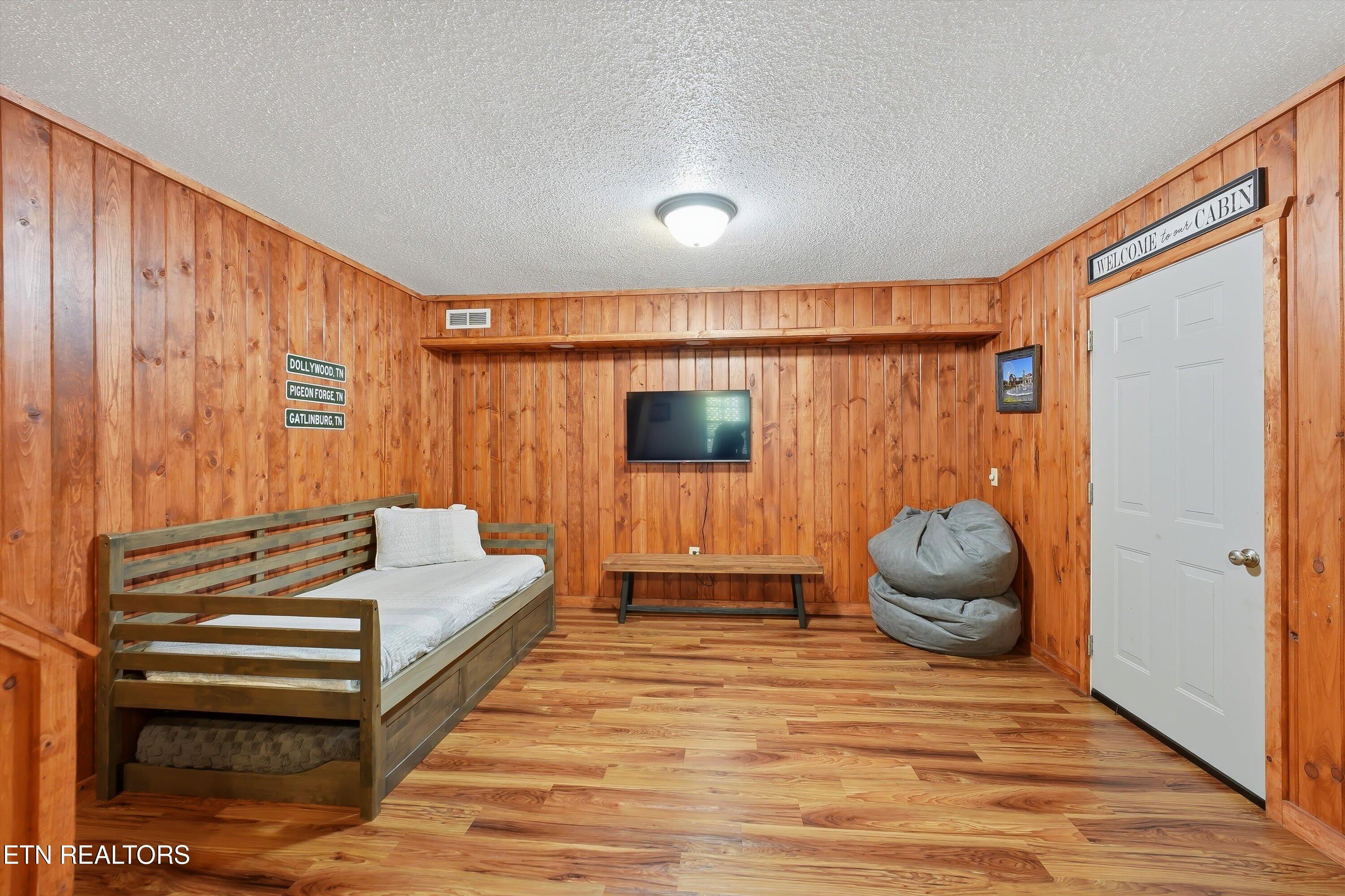 2106 Hickory Manor Road Sevierville TN 37862