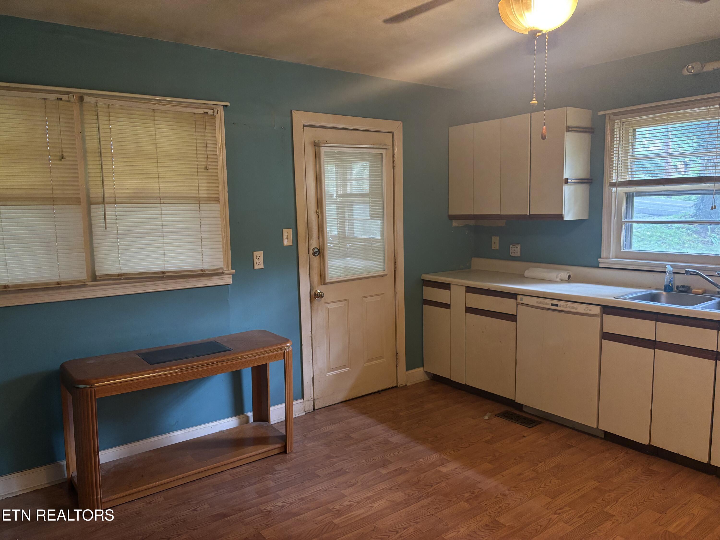 2119 Maple Drive Knoxville TN 37918