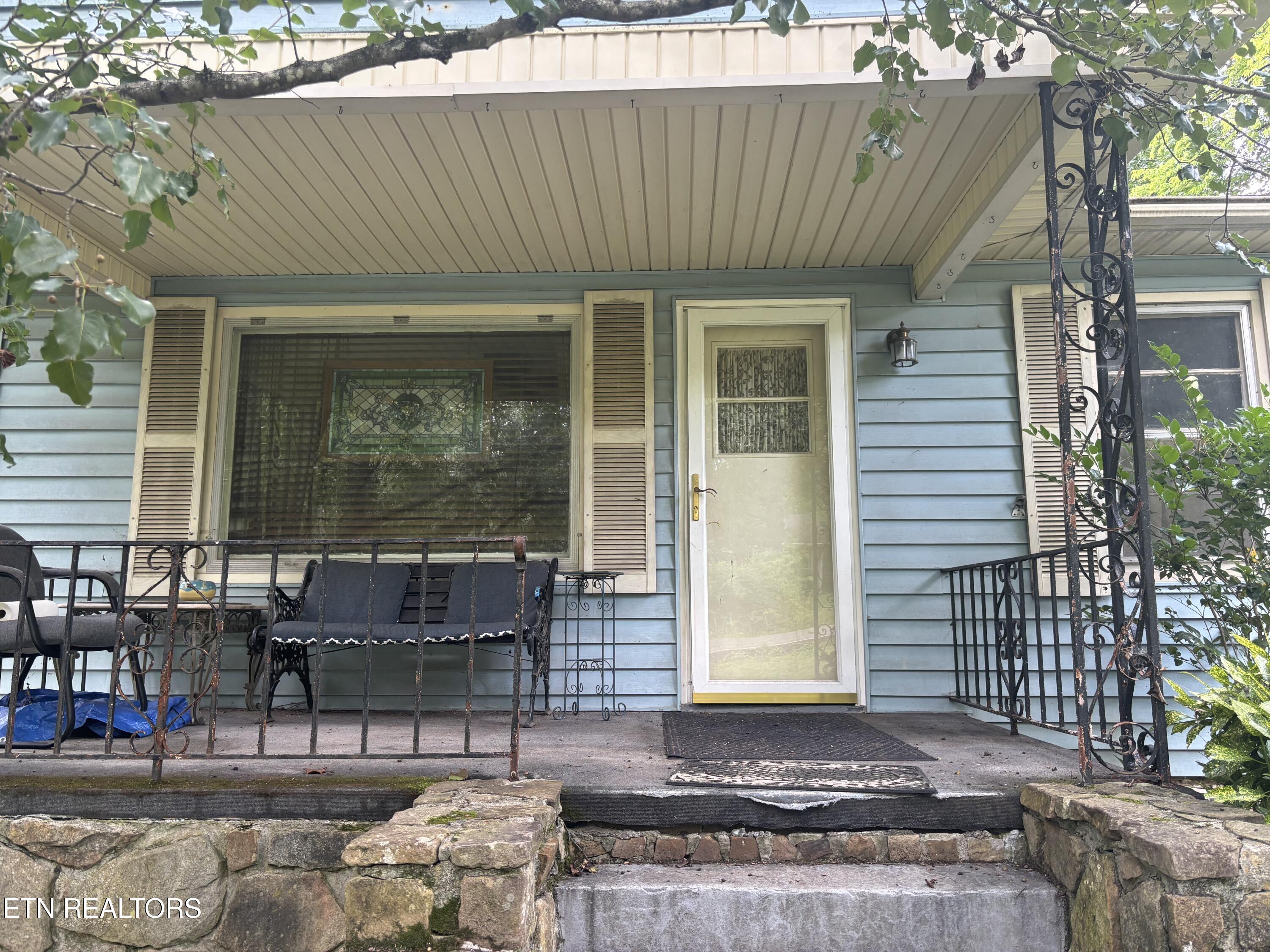 2119 Maple Drive Knoxville TN 37918