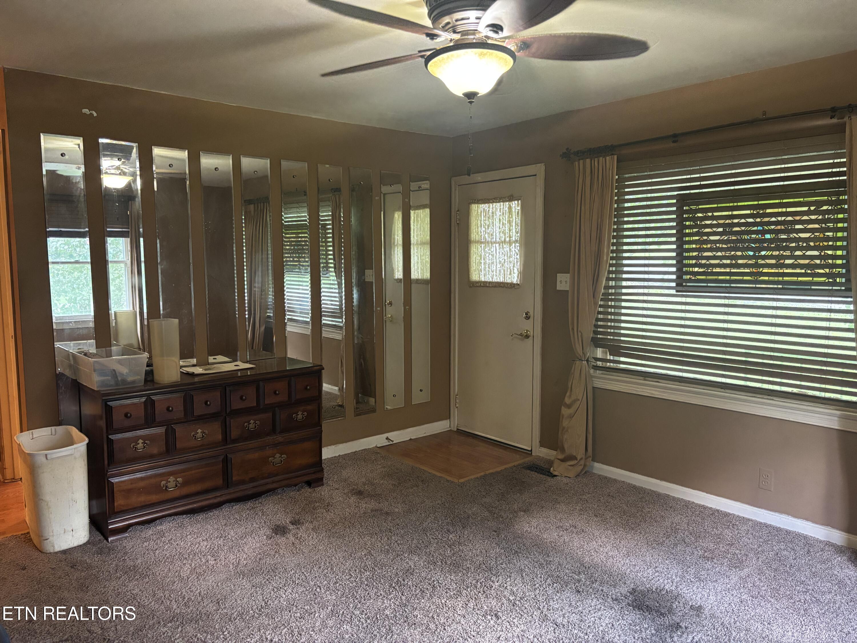 2119 Maple Drive Knoxville TN 37918