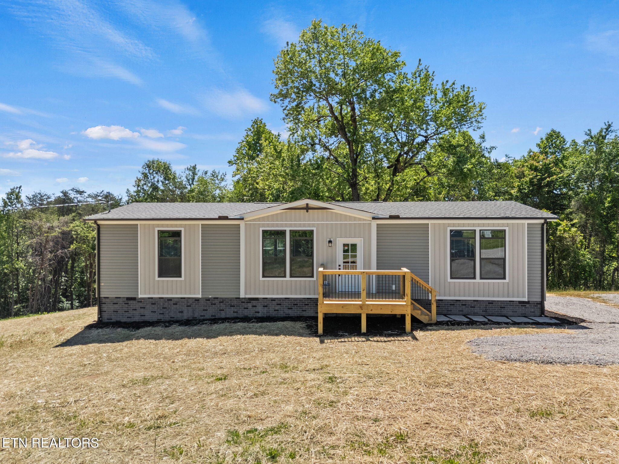 227 Bostie Maire Lane Clinton TN 37716