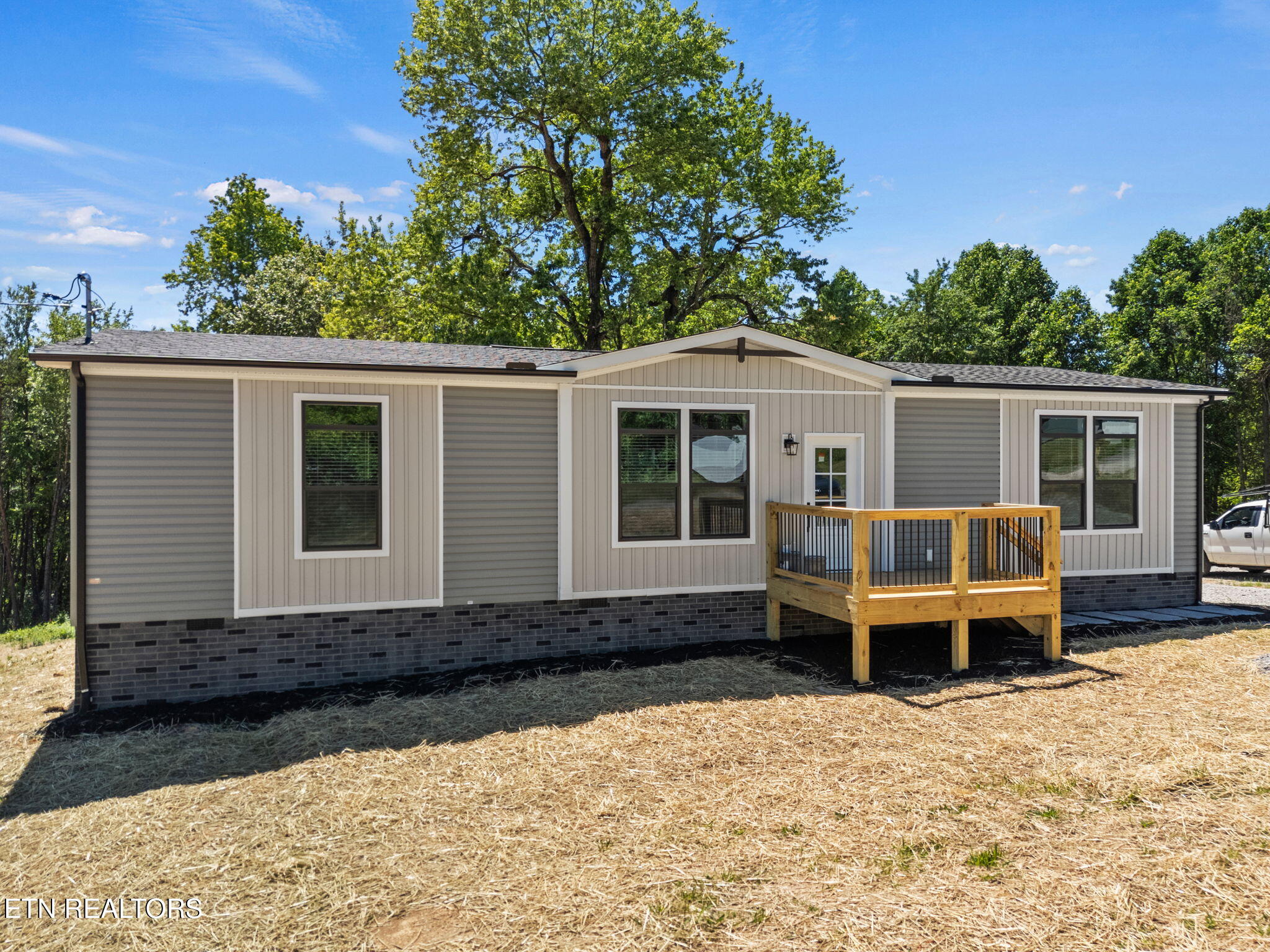 227 Bostie Maire Lane Clinton TN 37716