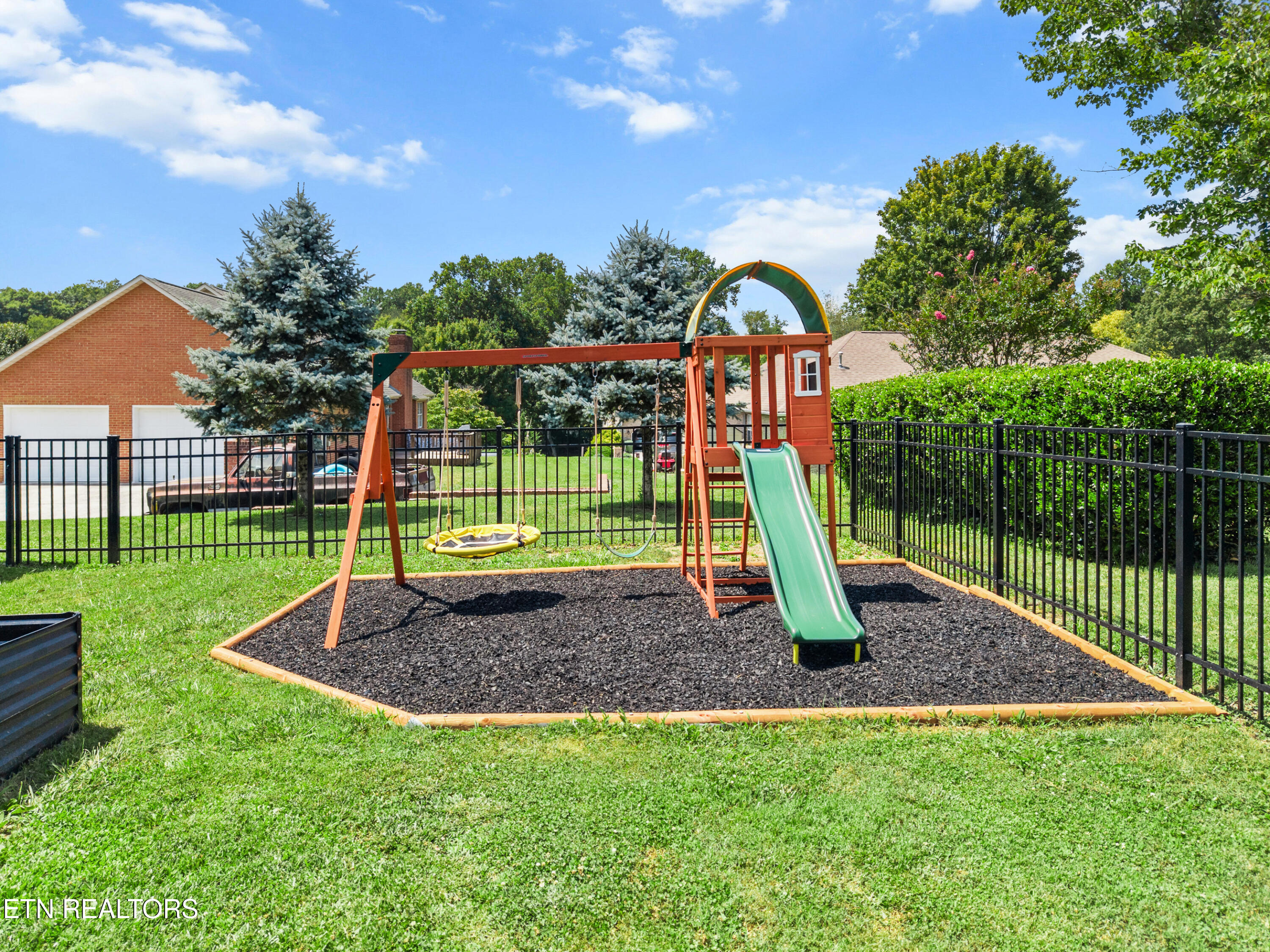 940 Meadow Oaks Drive Maryville TN 37803