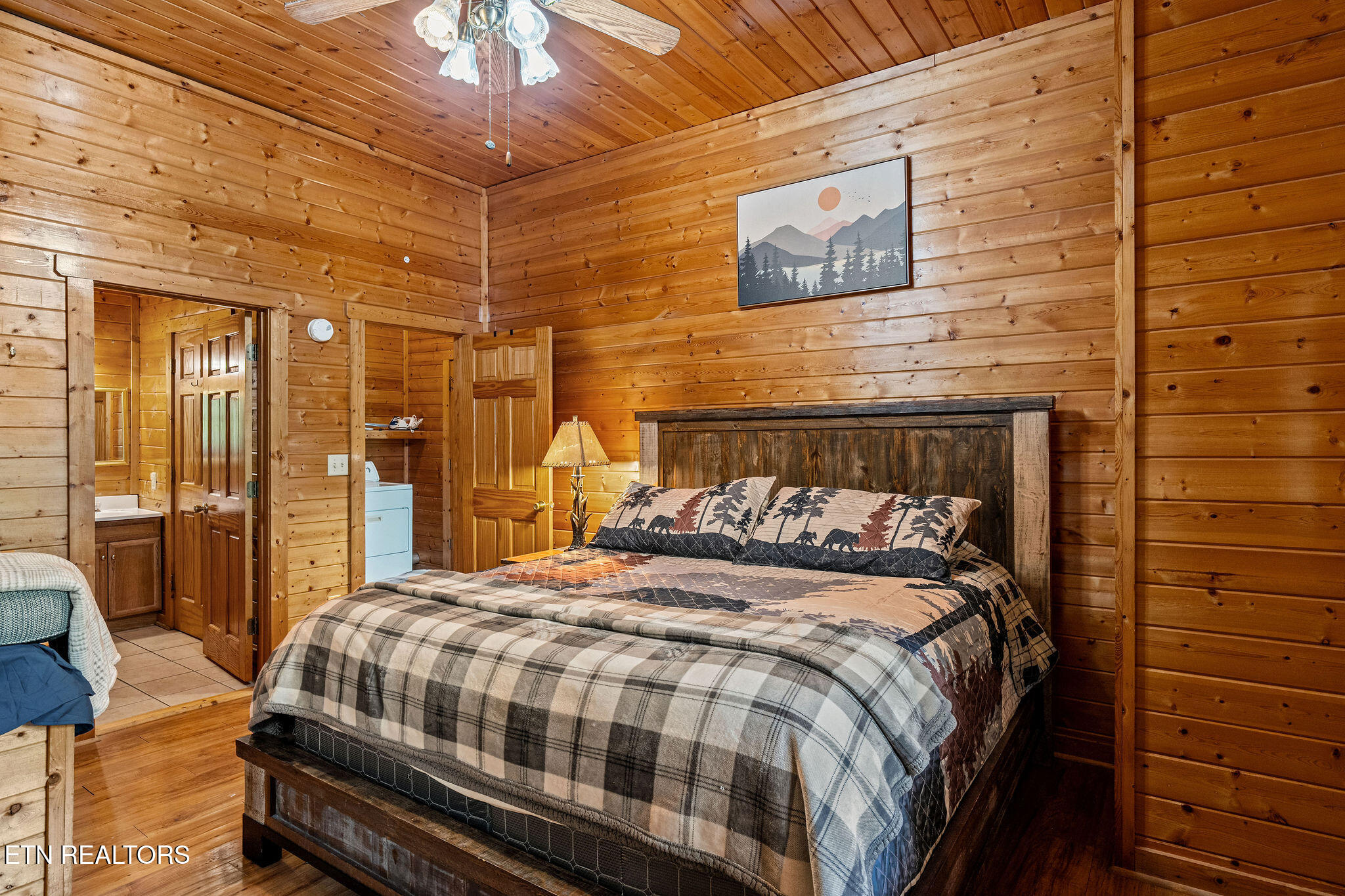 928 Falcon View Way Sevierville TN 37862