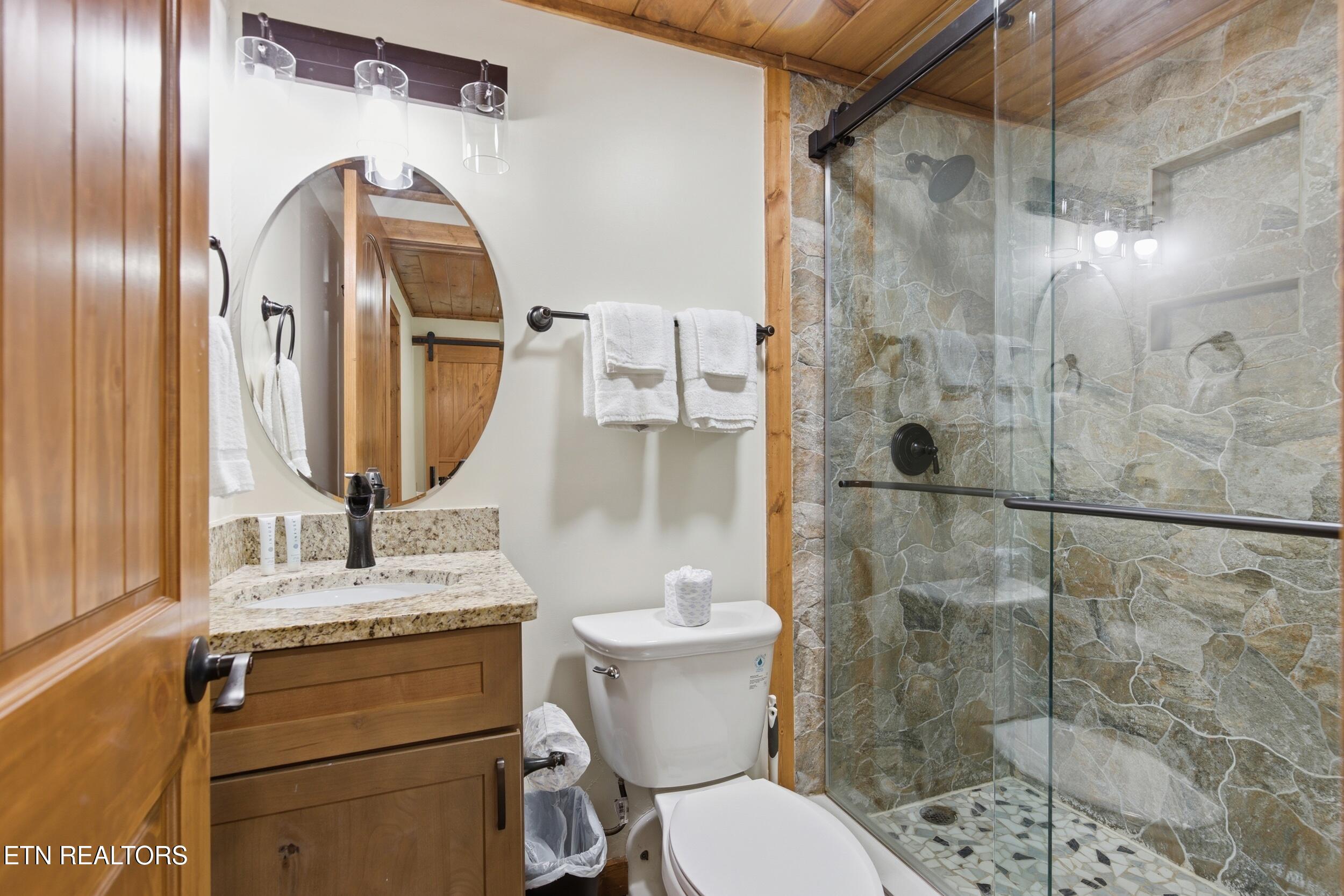 2690 High Valley Drive Pigeon Forge TN 37863