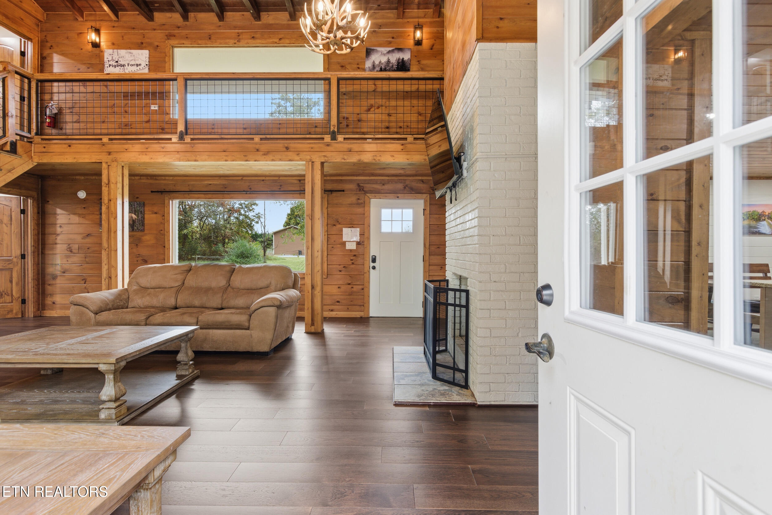 2690 High Valley Drive Pigeon Forge TN 37863