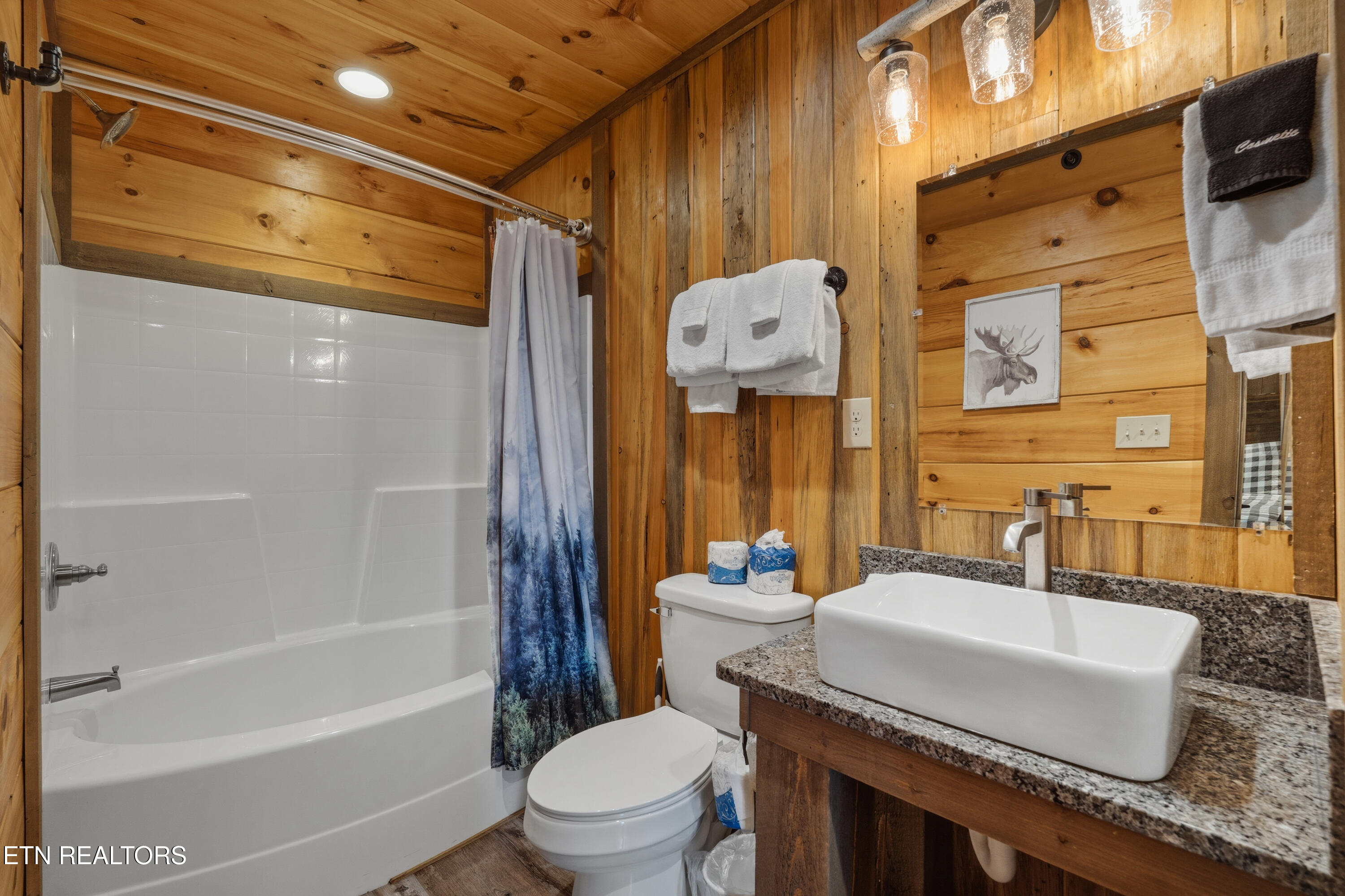 2470 Hackberry Drive Sevierville TN 37862