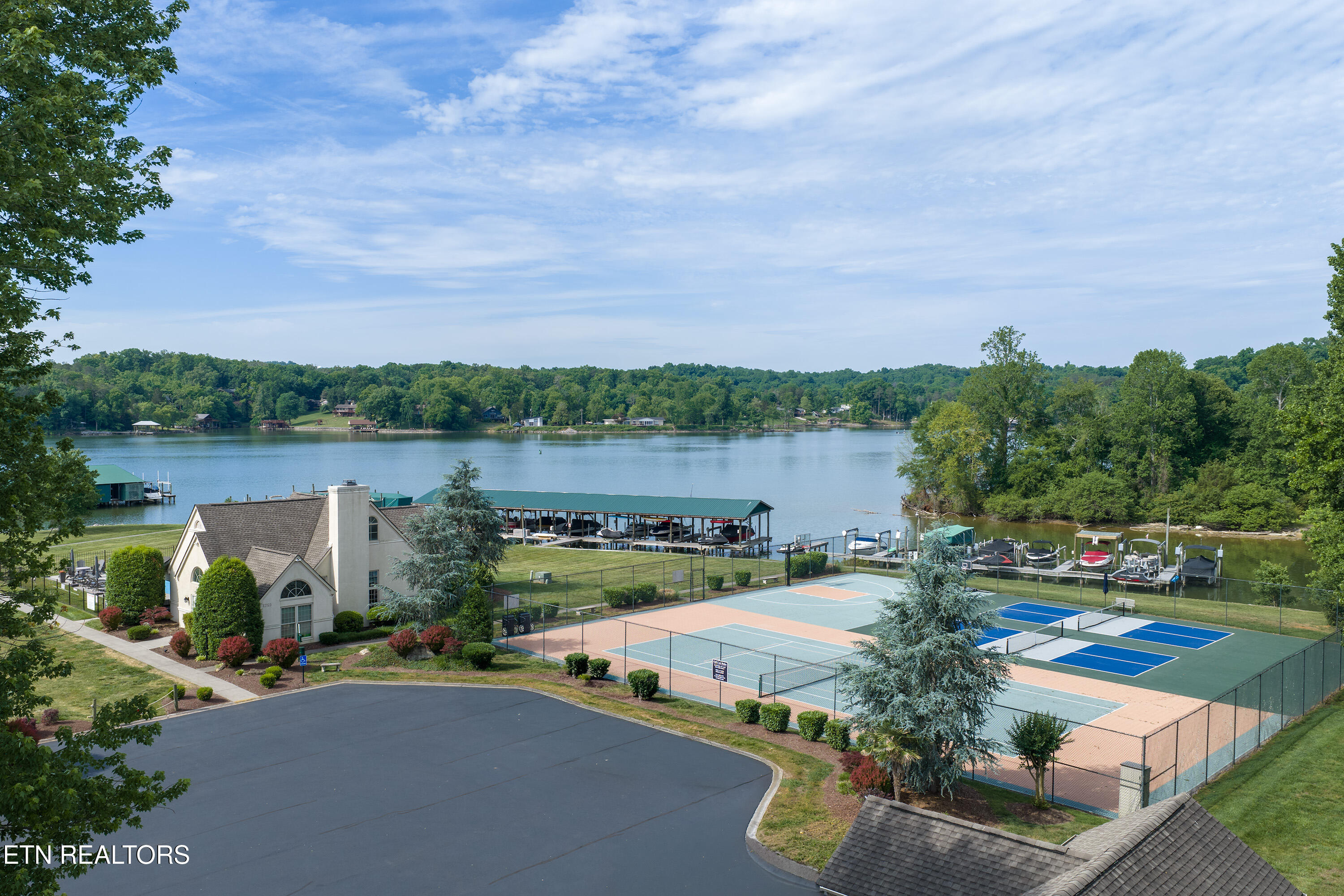 9615 Mariners Point Knoxville TN 37922
