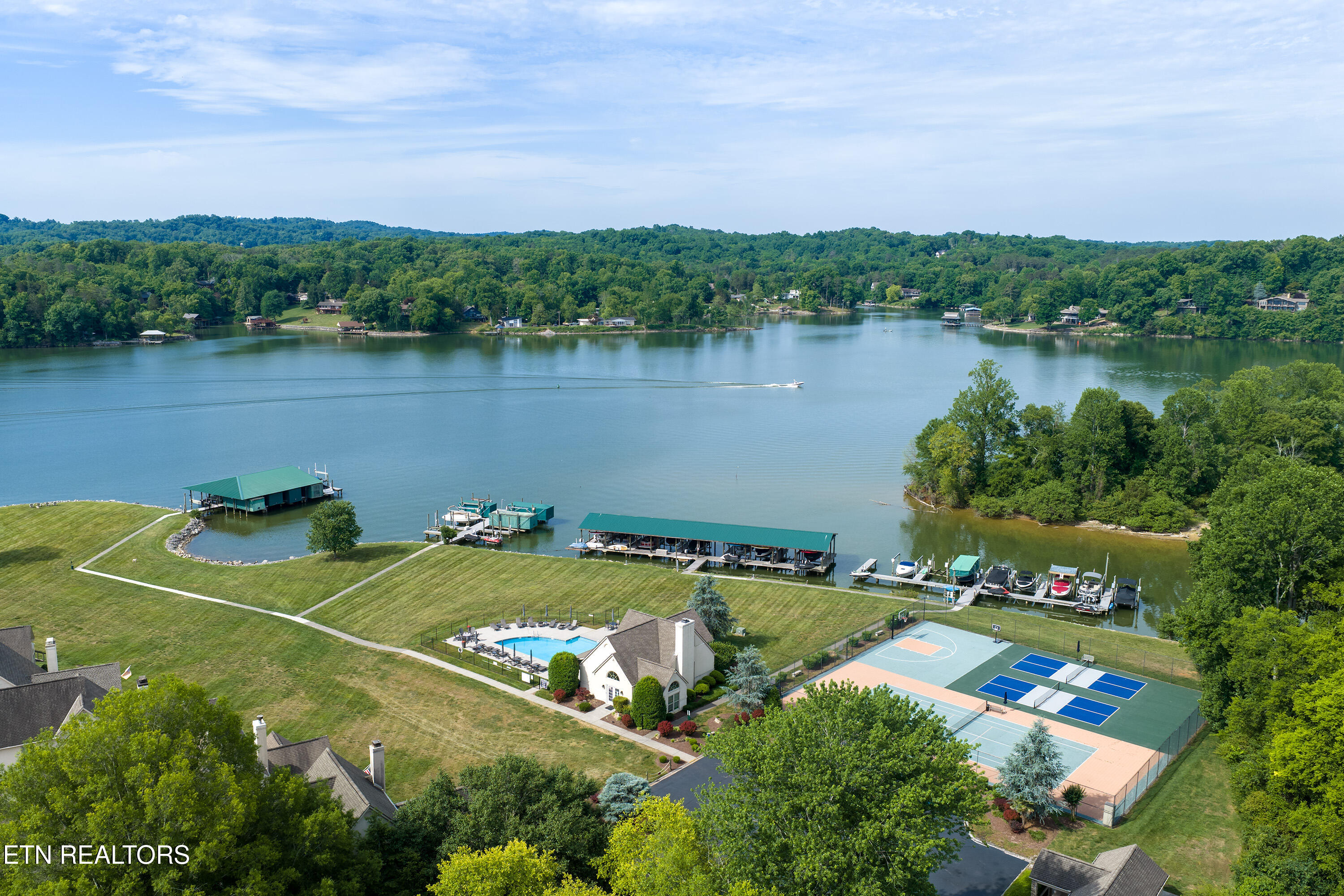 9615 Mariners Point Knoxville TN 37922
