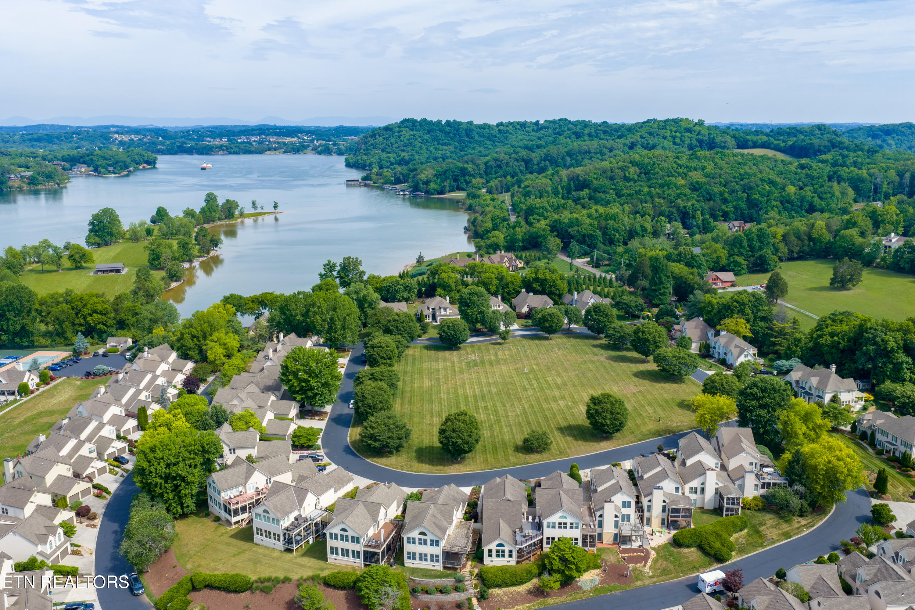 9615 Mariners Point Knoxville TN 37922
