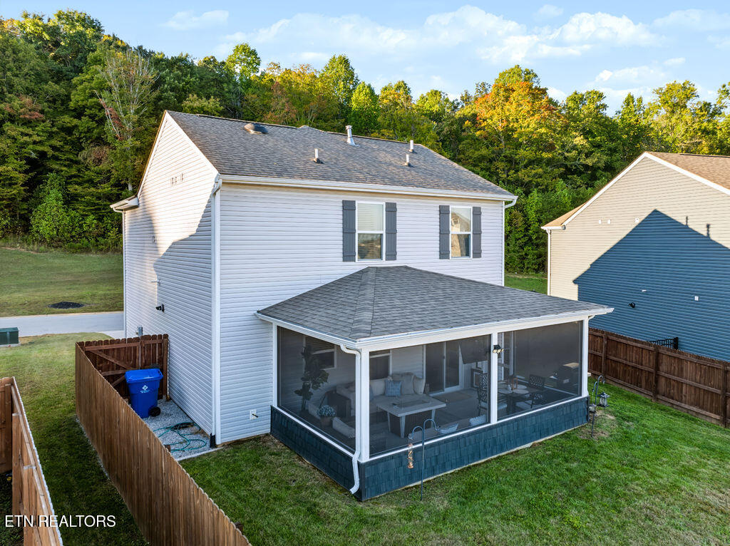 1060 Curly Top Lane Knoxville TN 37932