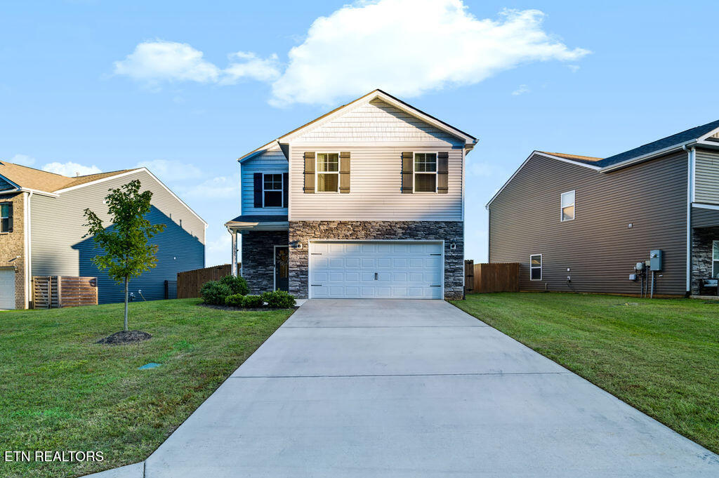 1060 Curly Top Lane Knoxville TN 37932