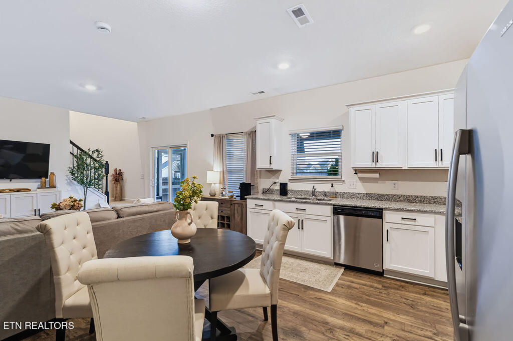 1060 Curly Top Lane Knoxville TN 37932