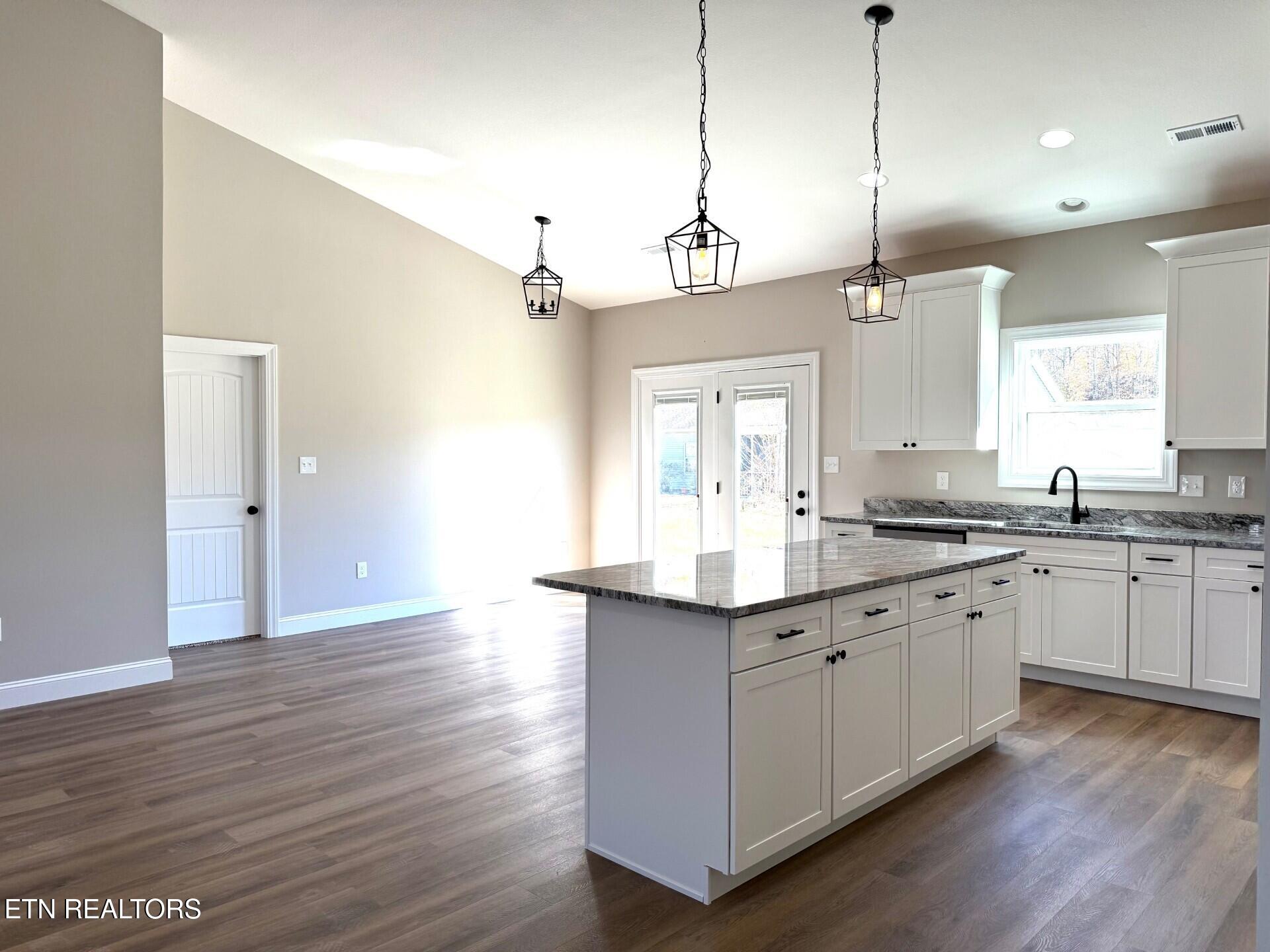 218 Mossy Rock Road Clinton TN 37716