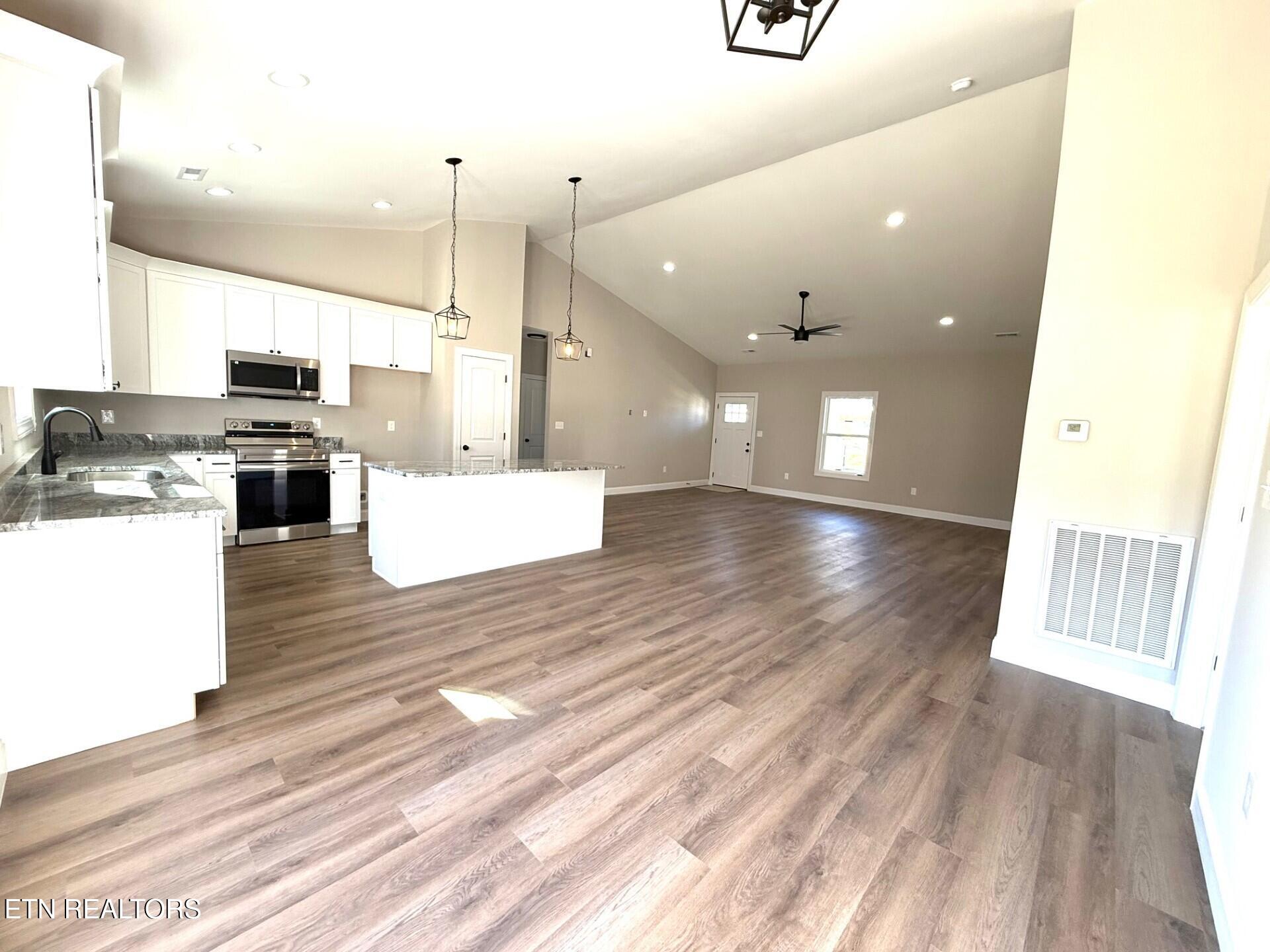 218 Mossy Rock Road Clinton TN 37716