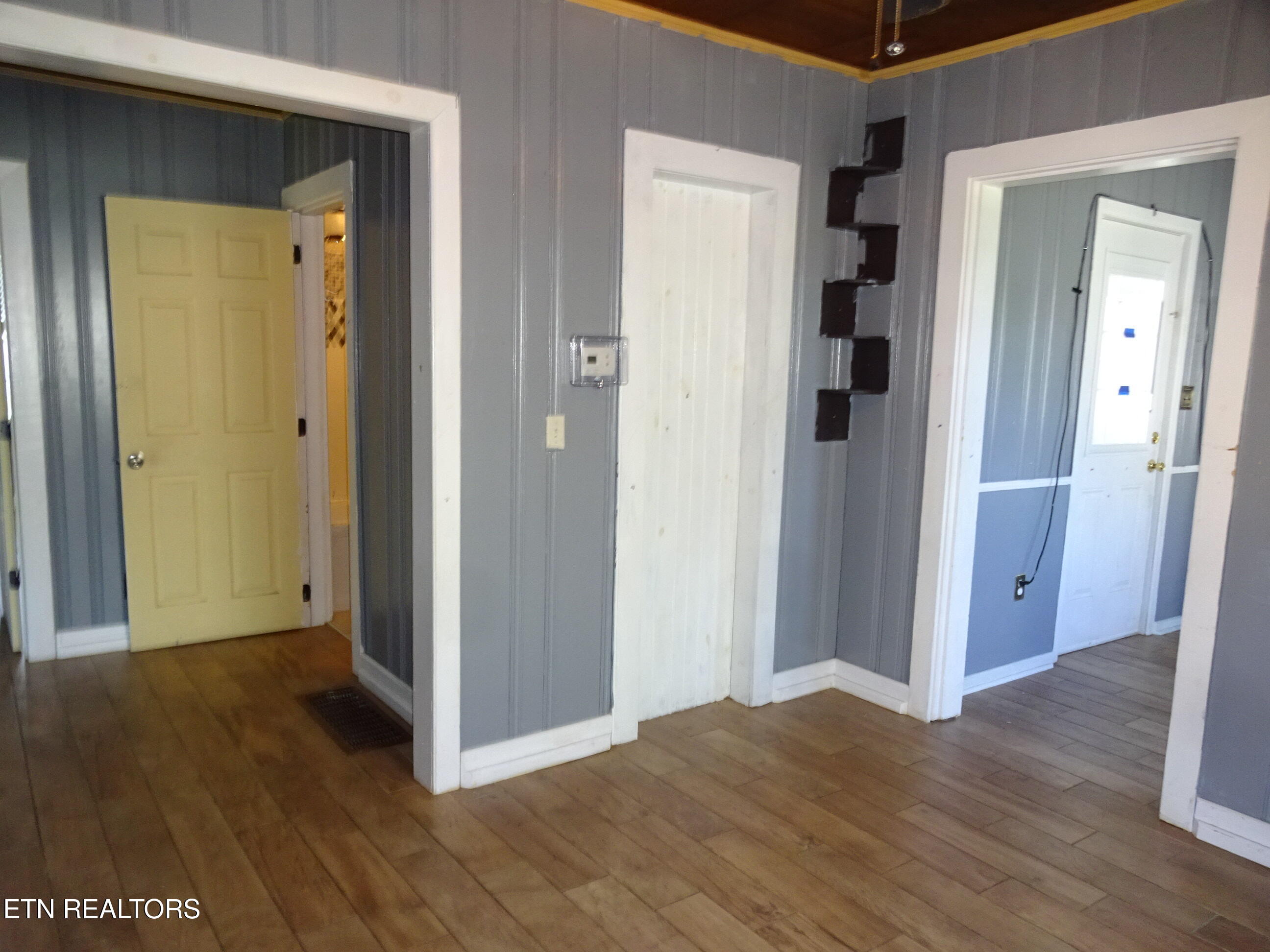 621 Ferry Street Loudon TN 37774