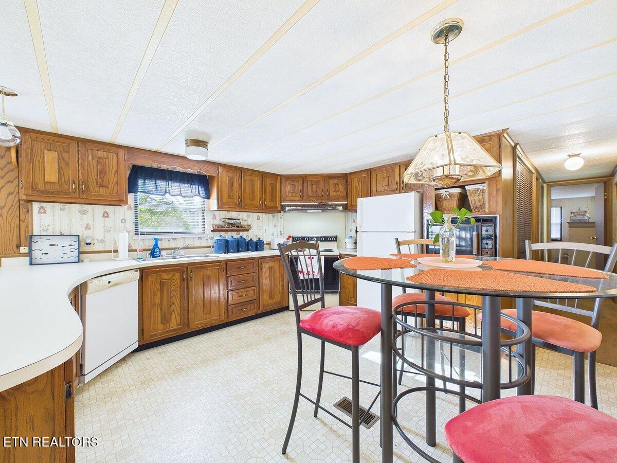 3924 River Road Ten Mile TN 37880