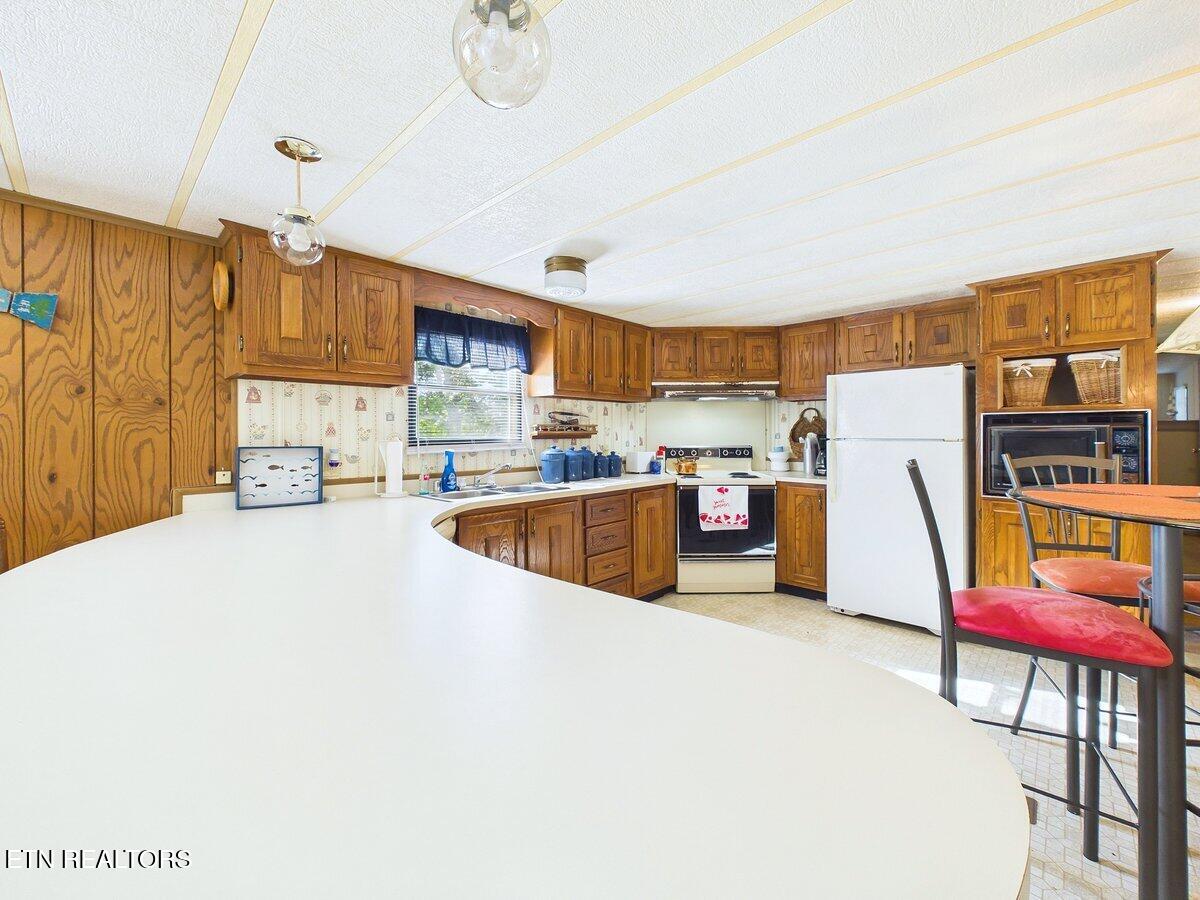 3924 River Road Ten Mile TN 37880