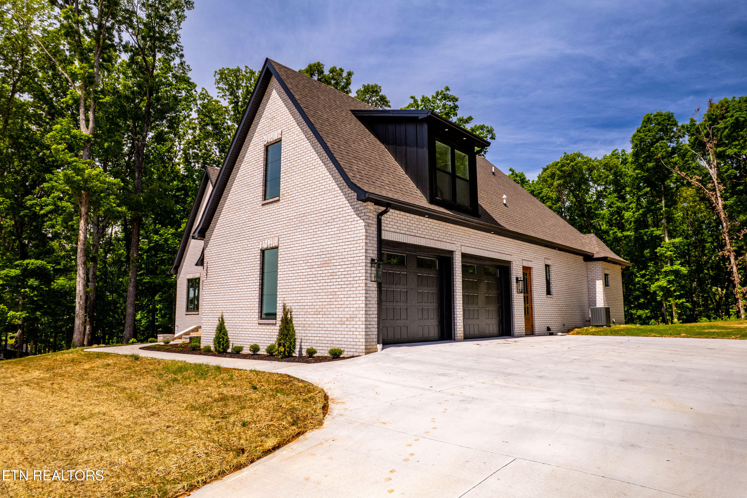 1221 Kellys View Drive Greenback TN 37742