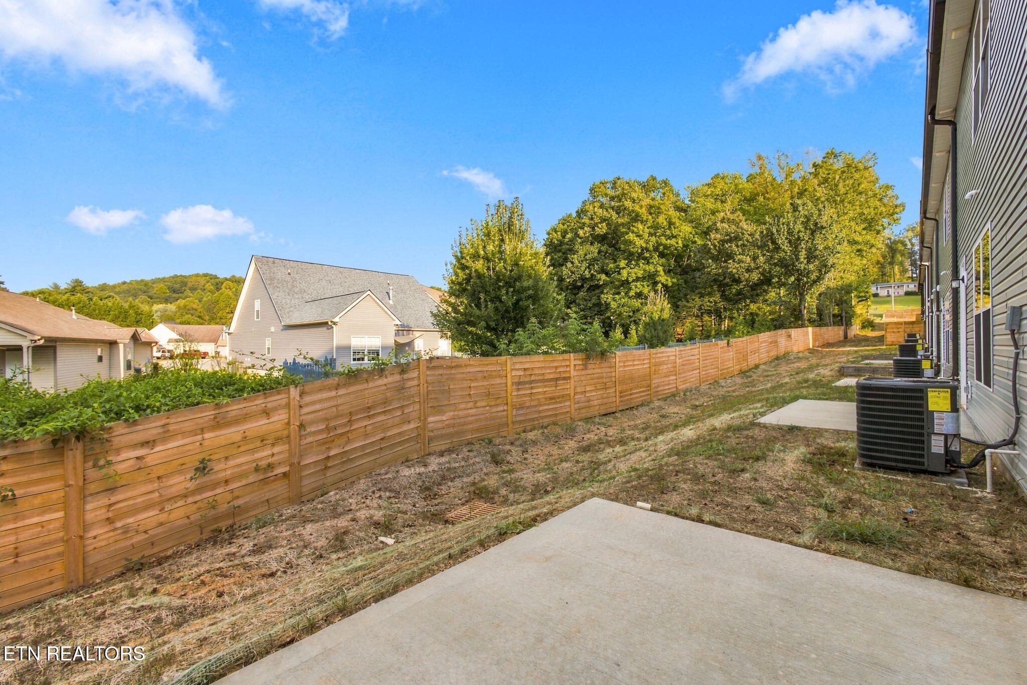 1619 Lateglow Way Knoxville TN 37931