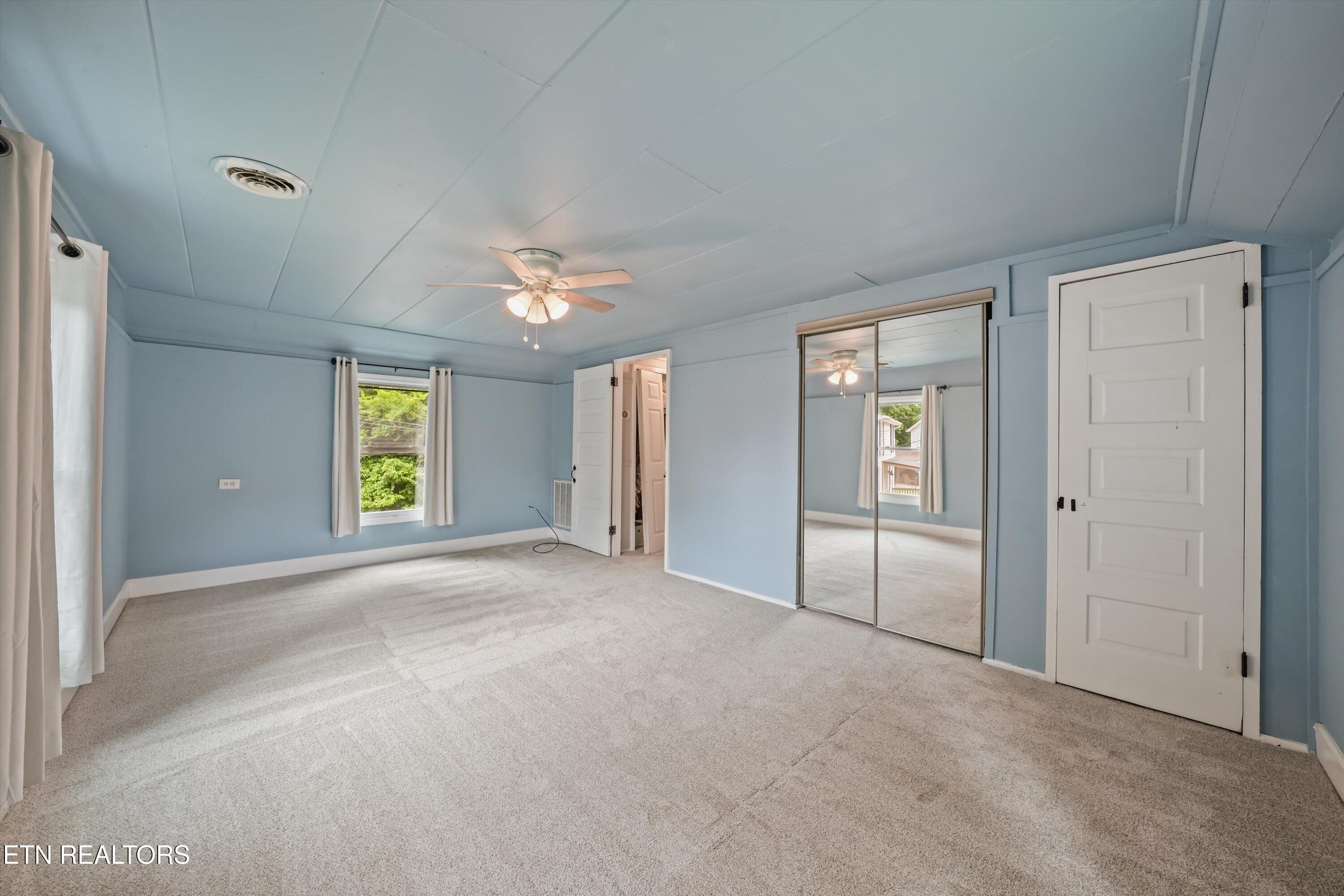 224 Oak Road Norris TN 37828