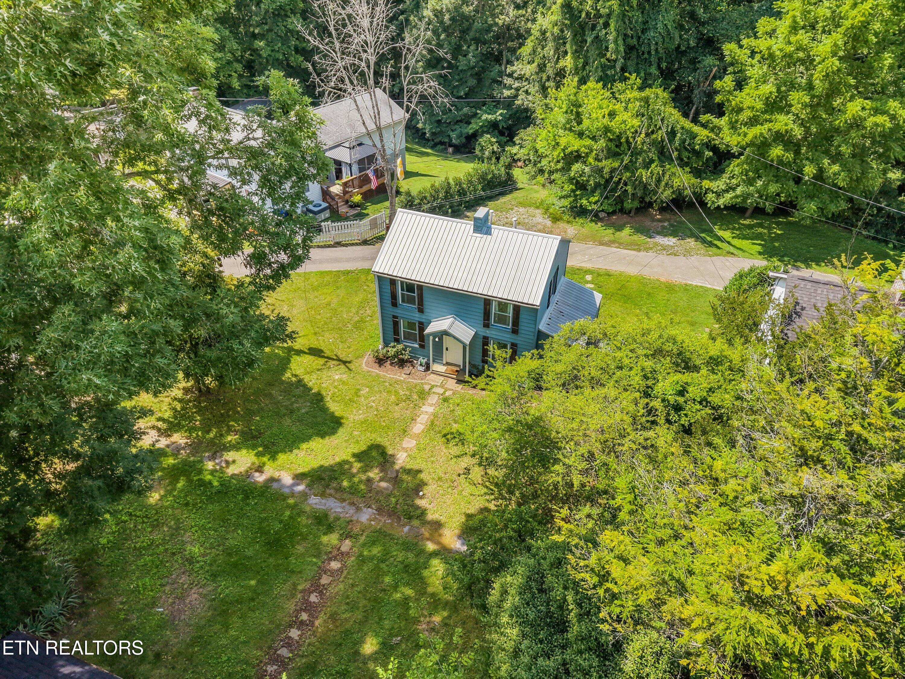 224 Oak Road Norris TN 37828