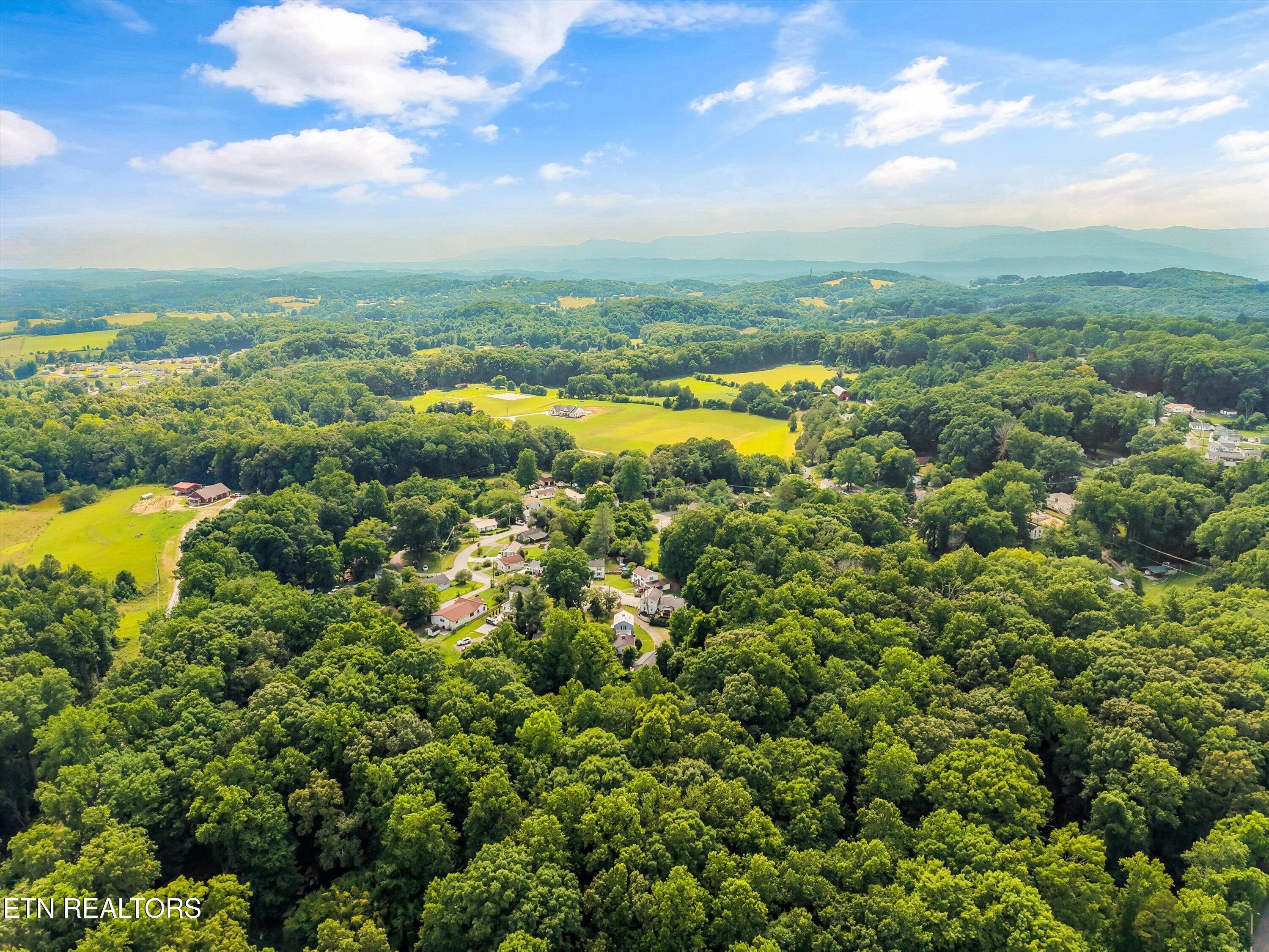 224 Oak Road Norris TN 37828