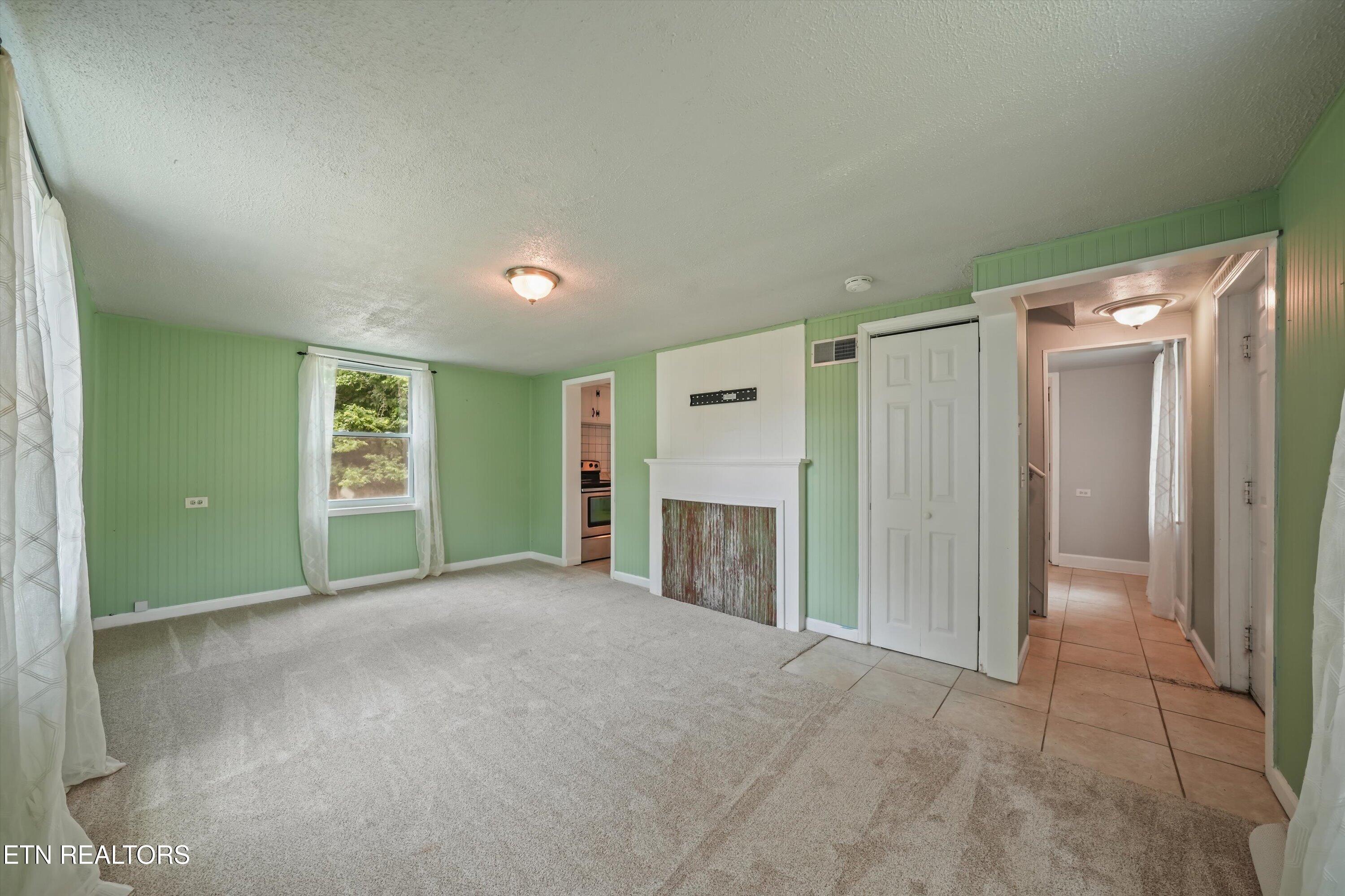 224 Oak Road Norris TN 37828