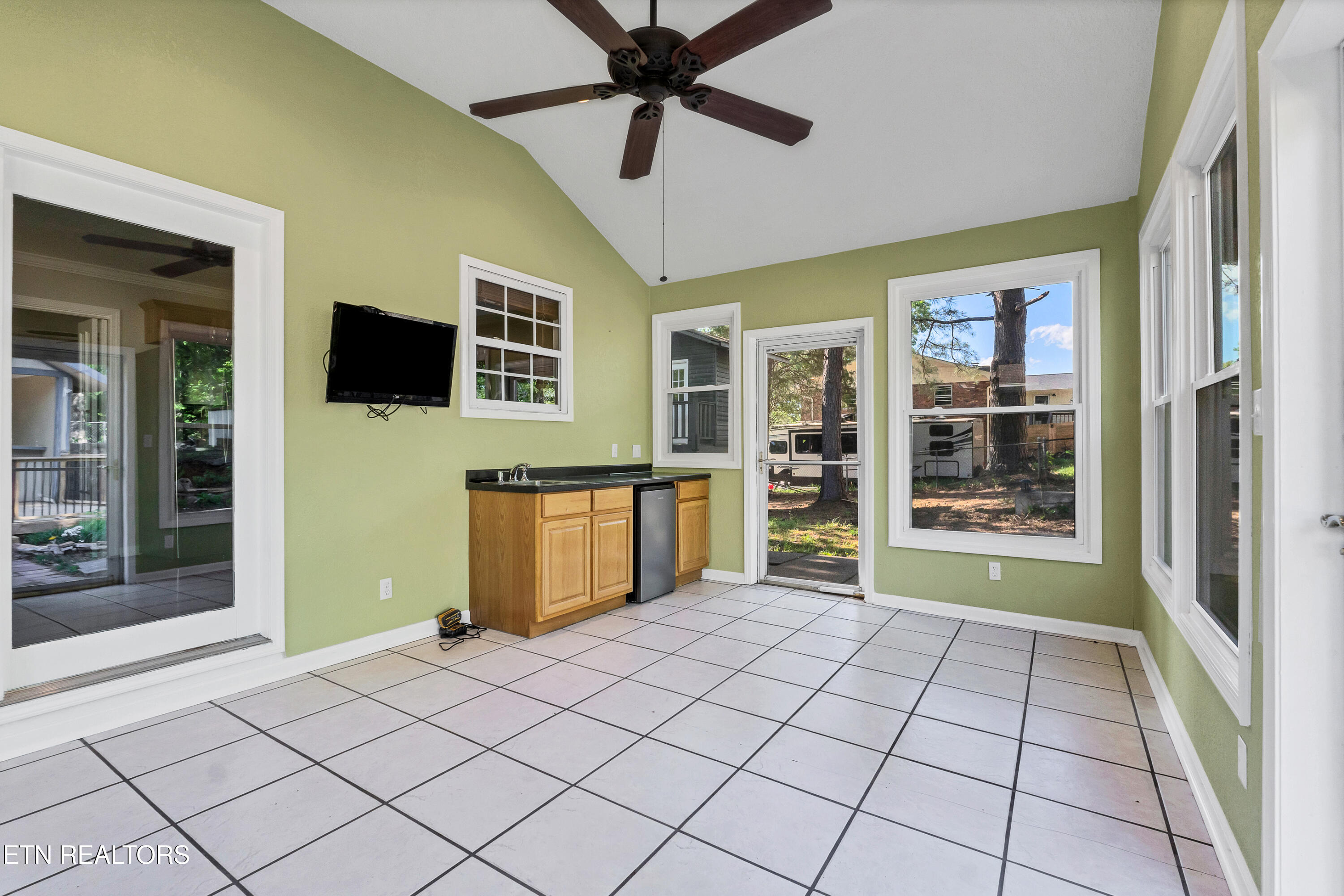 202 Candora Road Maryville TN 37804