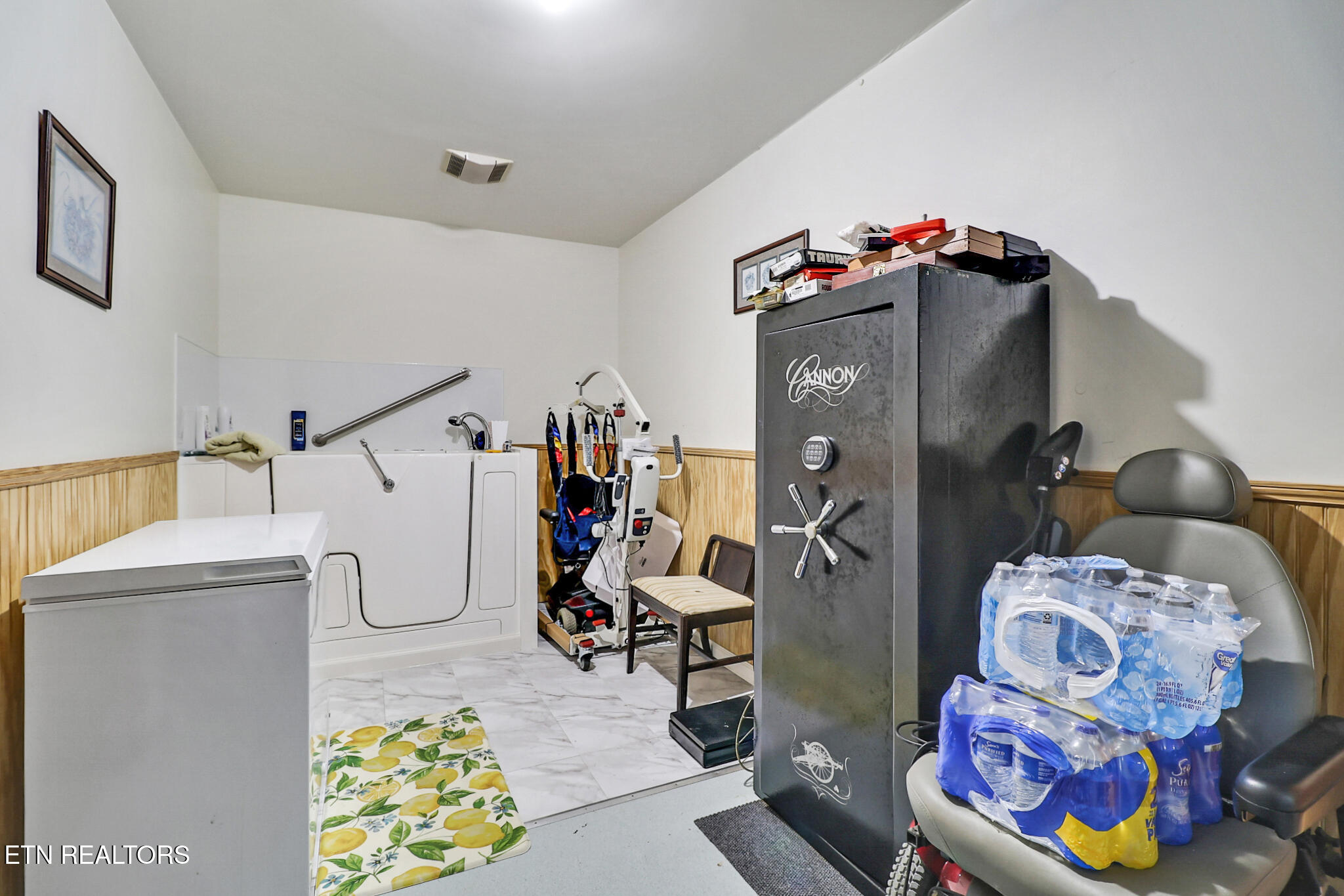 3643 S York Highway Jamestown TN 38556