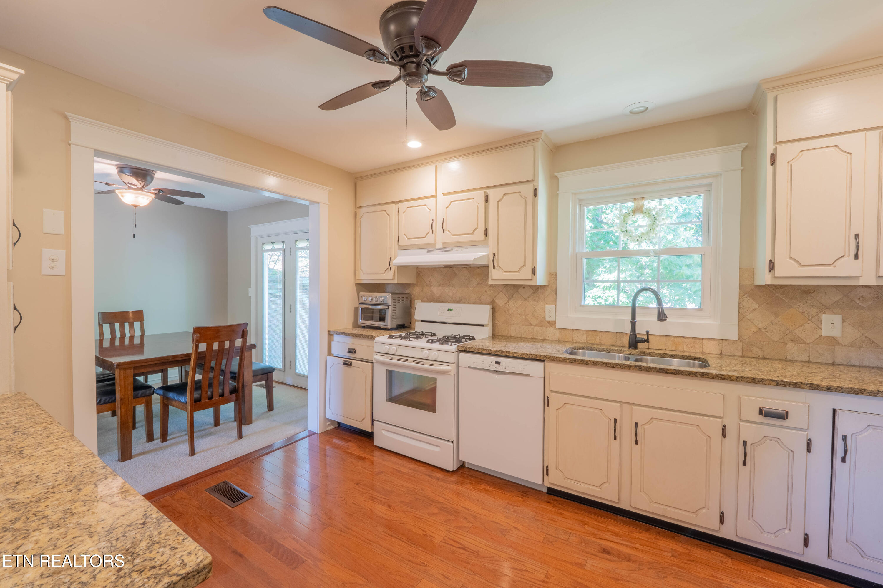 4517 Royalview Road Knoxville TN 37921