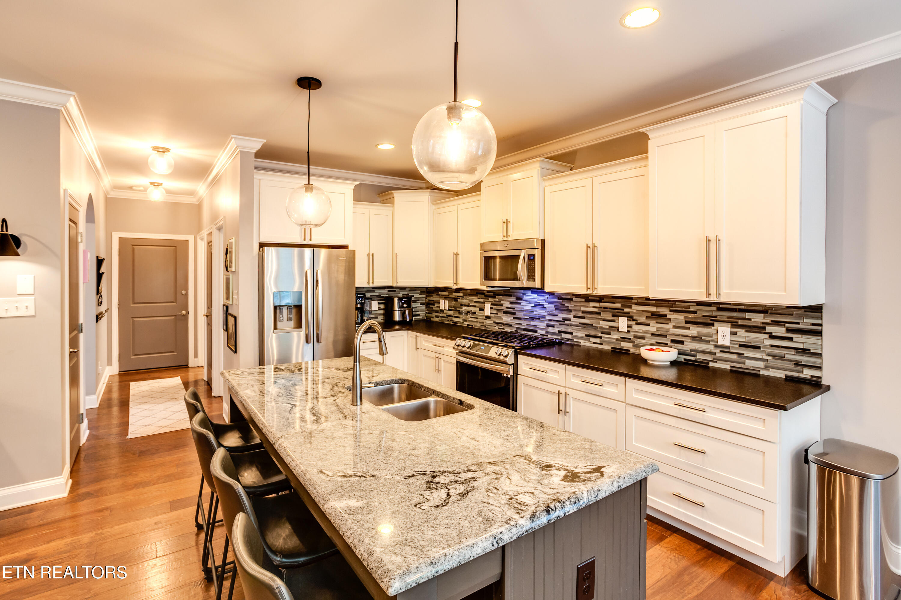 634 Oak Cove Lane Knoxville TN 37922