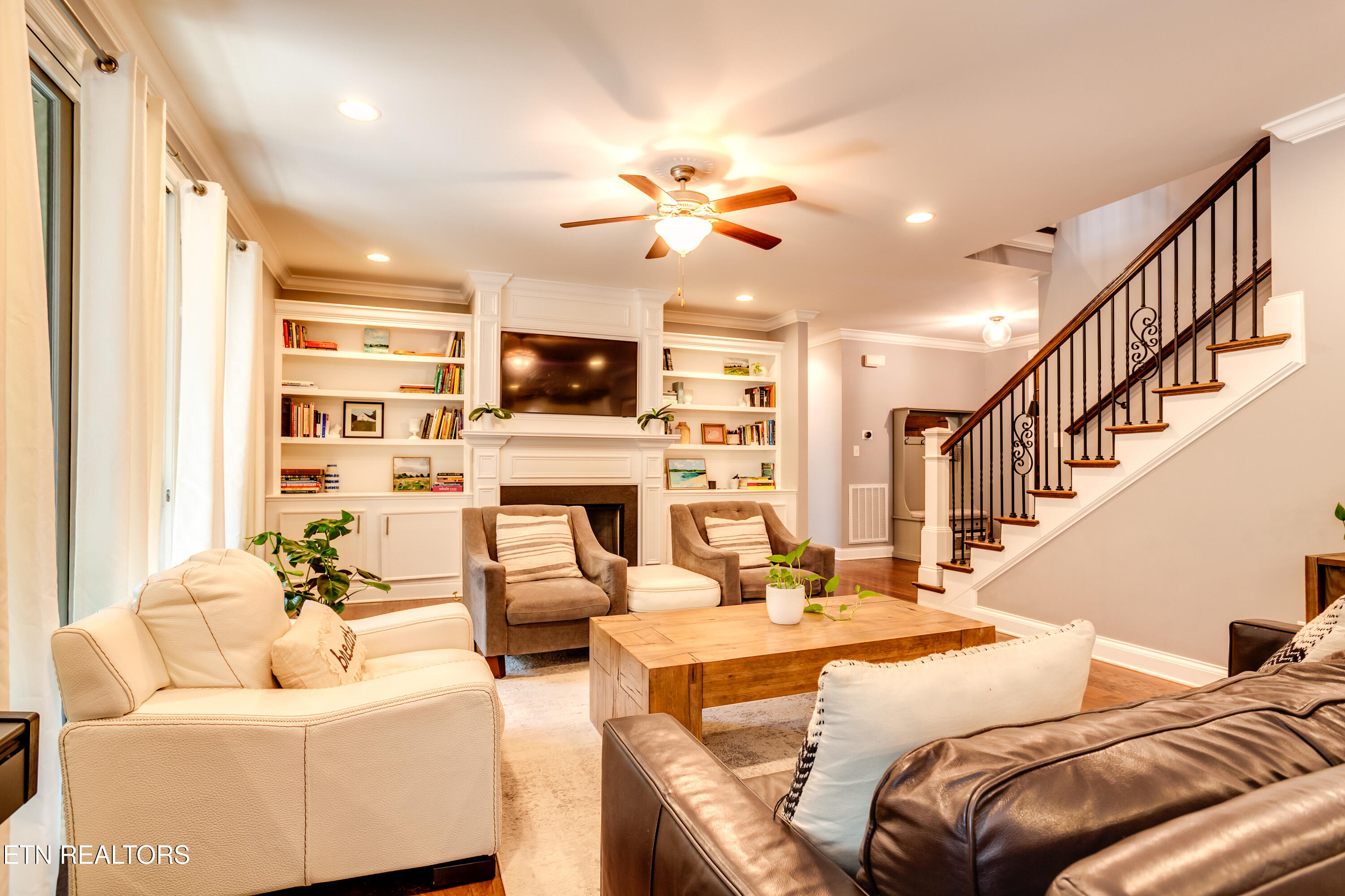 634 Oak Cove Lane Knoxville TN 37922