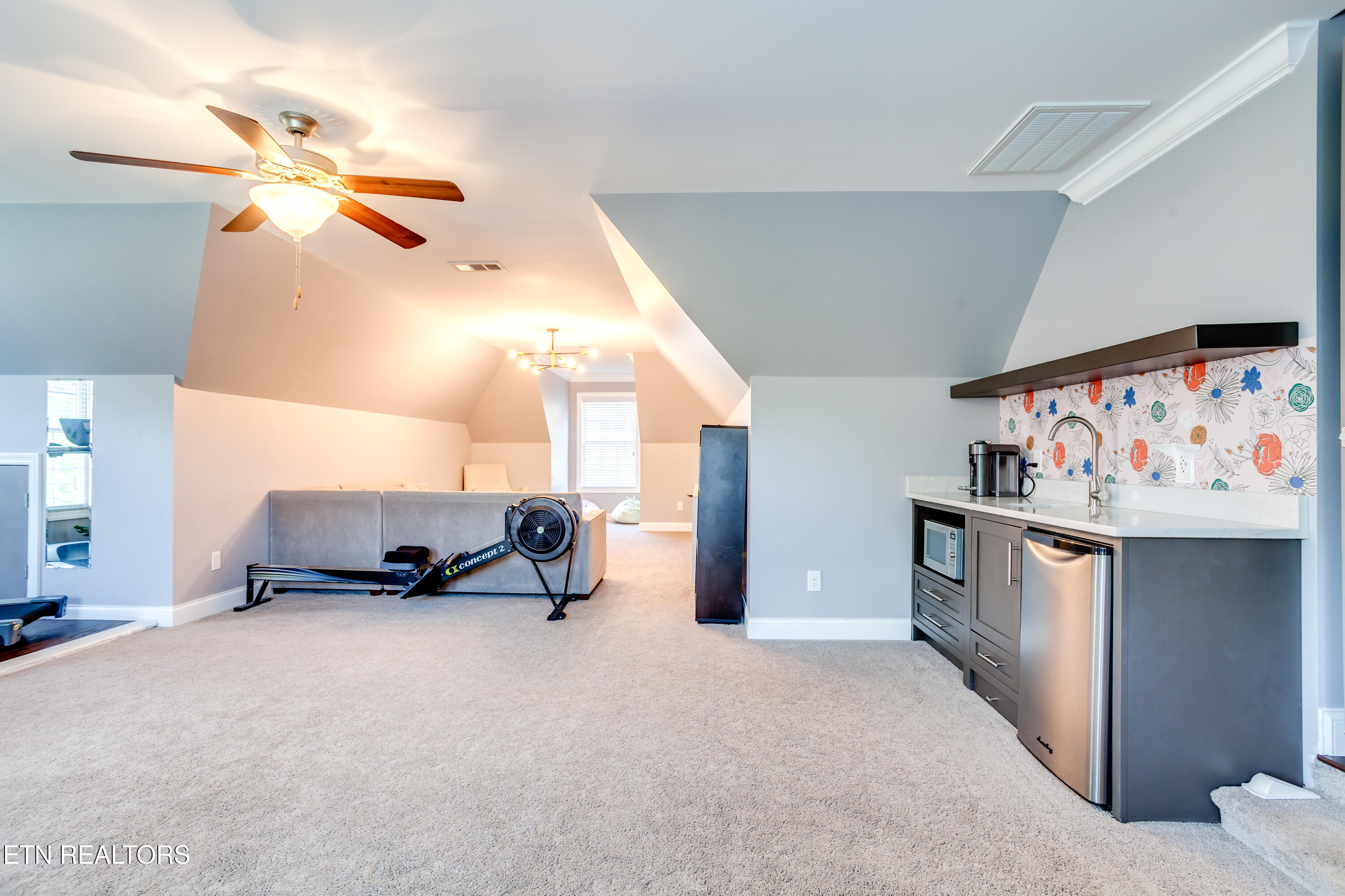 634 Oak Cove Lane Knoxville TN 37922